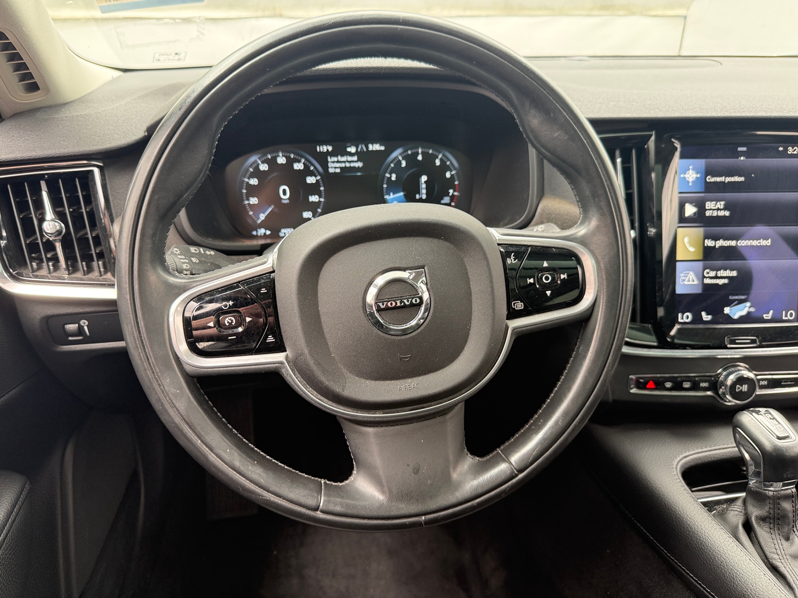 Thumbnail: 2018 Volvo V90 - 4