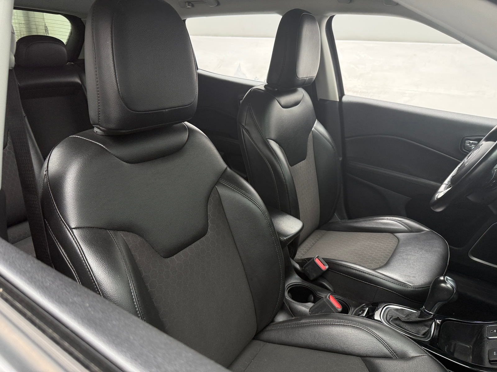 Thumbnail: 2020 Jeep Compass - 2
