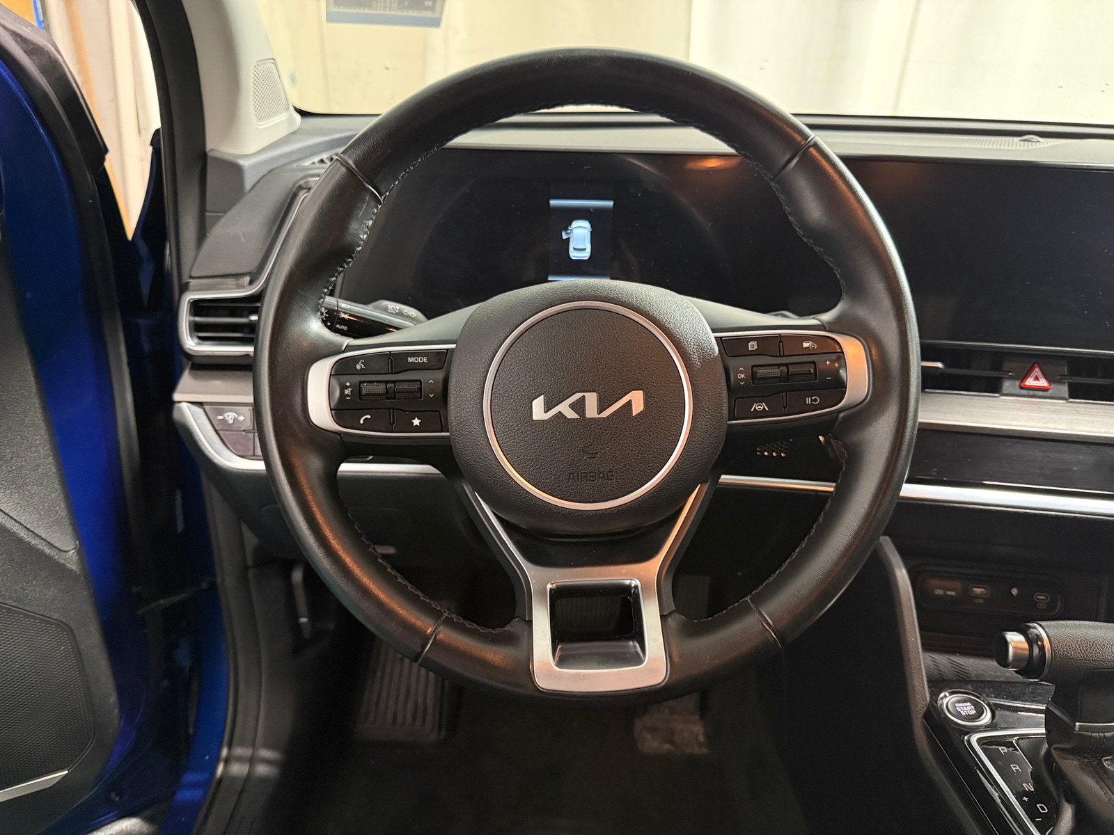 Thumbnail: 2023 Kia Sportage - 4