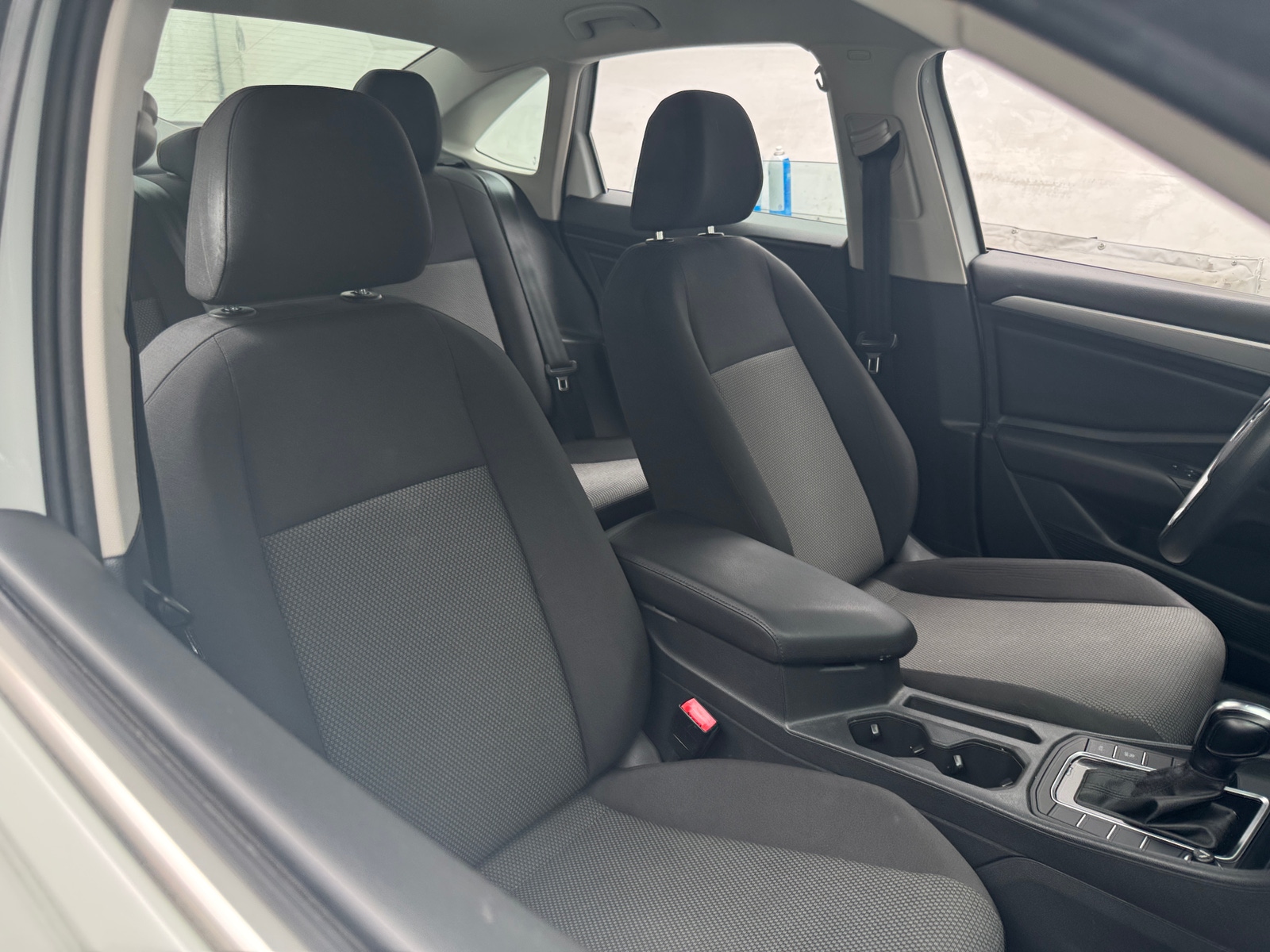 Thumbnail: 2019 Volkswagen Jetta - 2