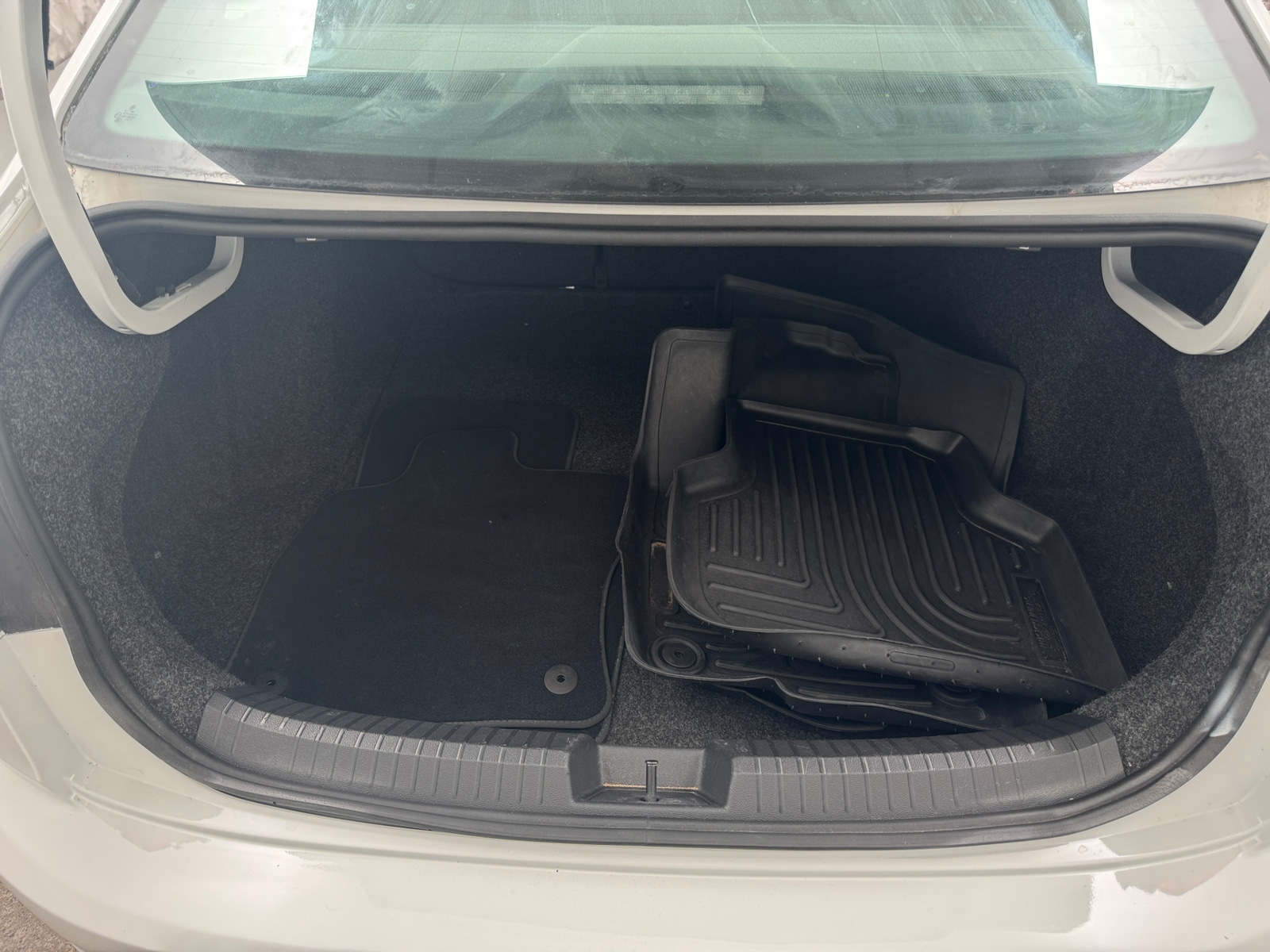 Thumbnail: 2019 Volkswagen Jetta - 7