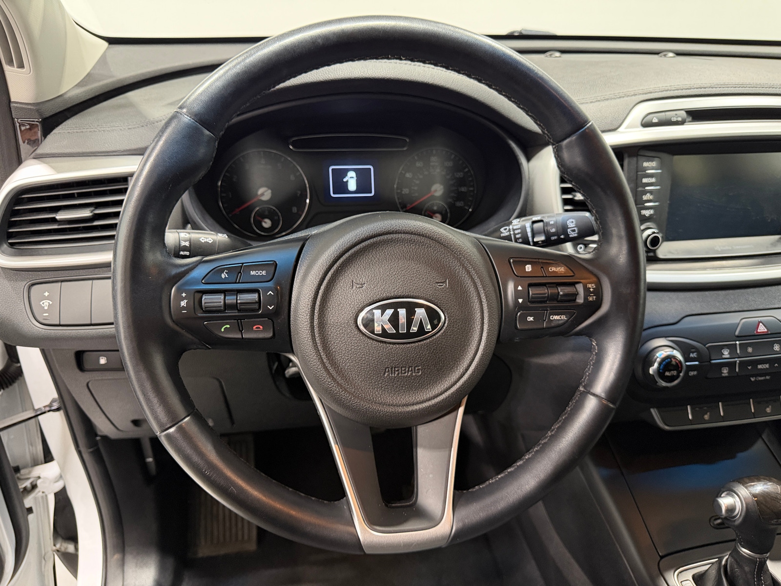 Thumbnail: 2018 Kia Sorento - 5