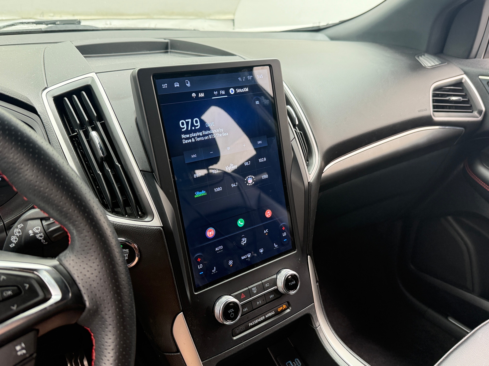 Thumbnail: 2024 Ford Edge - 3