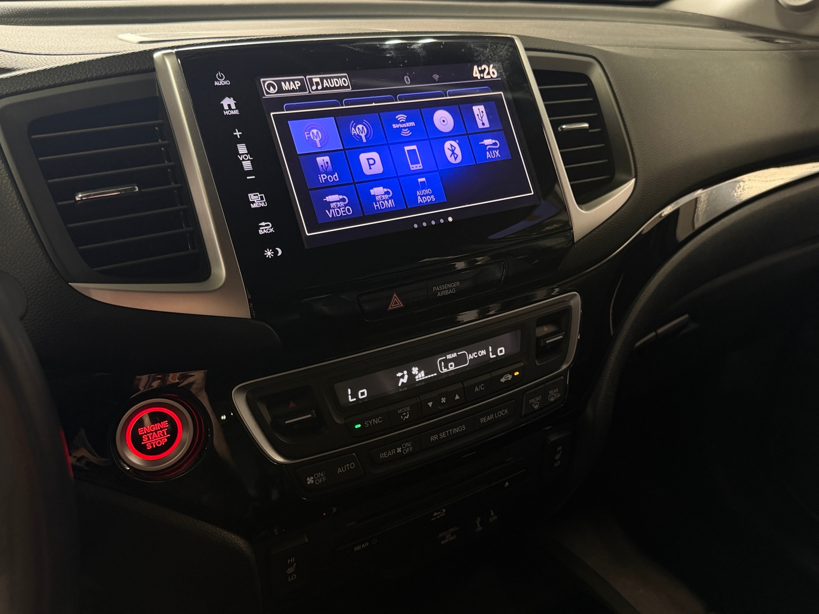 Thumbnail: 2017 Honda Pilot - 3