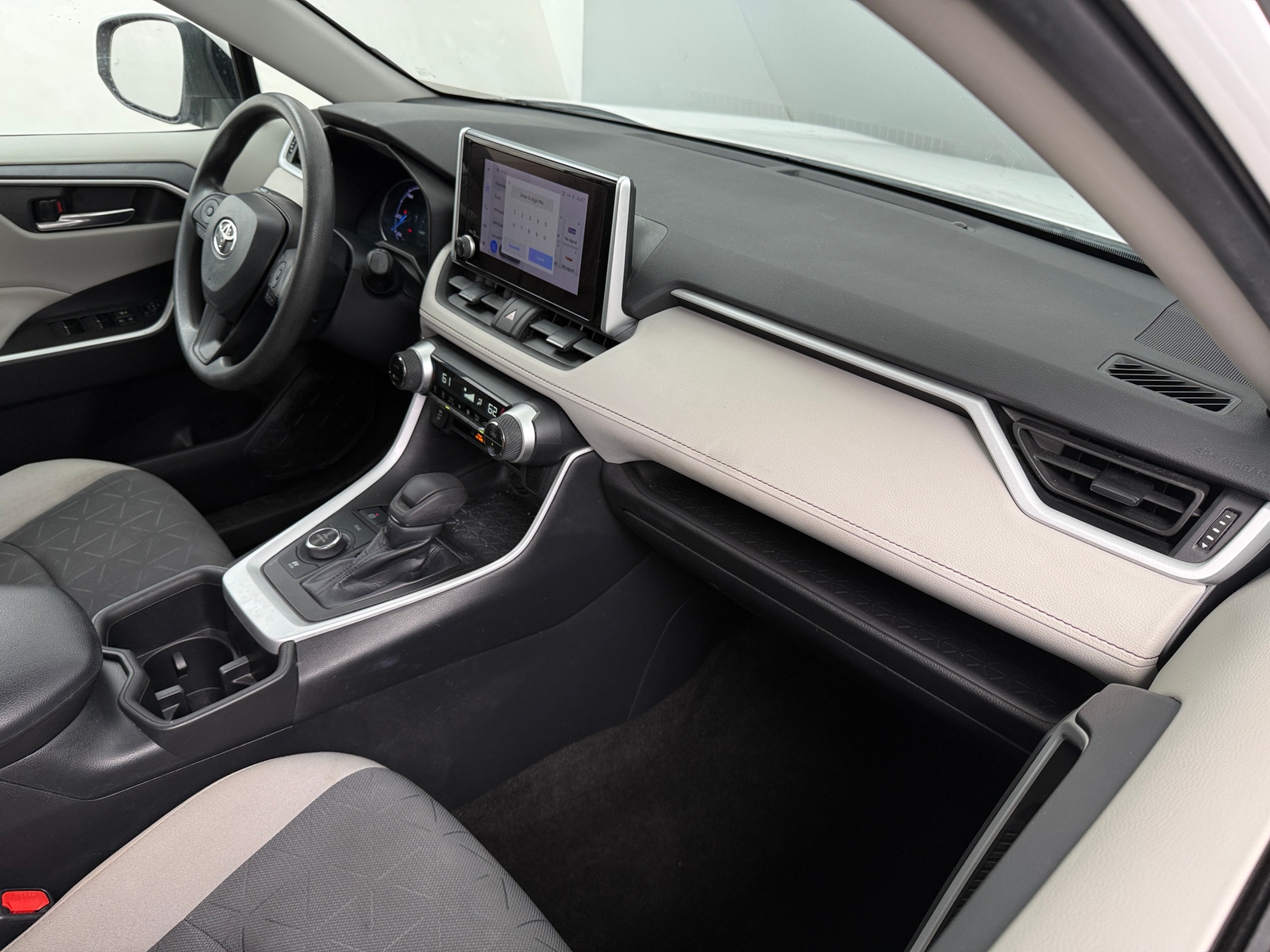 Thumbnail: 2023 Toyota RAV4 - 3