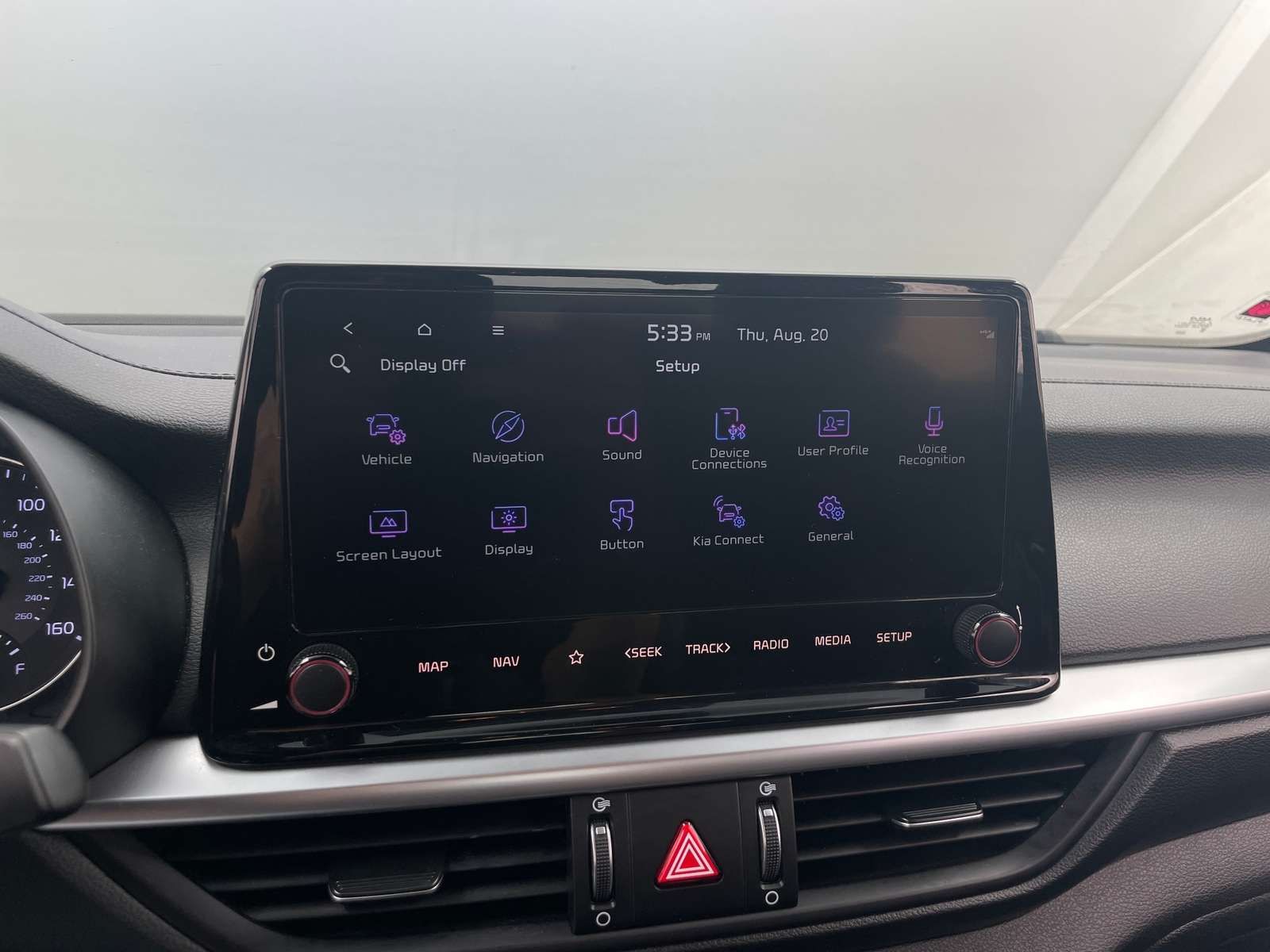 Thumbnail: 2024 Kia Forte - 3