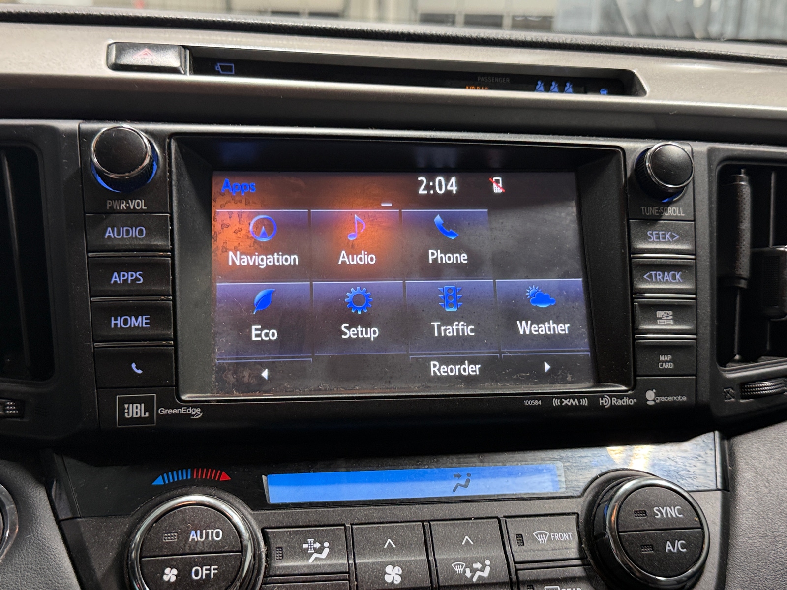 Thumbnail: 2018 Toyota RAV4 - 3