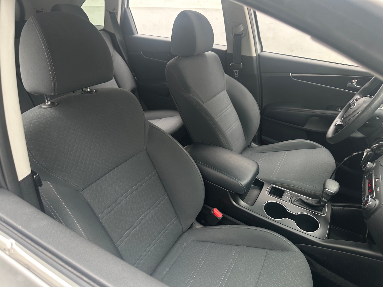 Thumbnail: 2019 Kia Sorento - 2