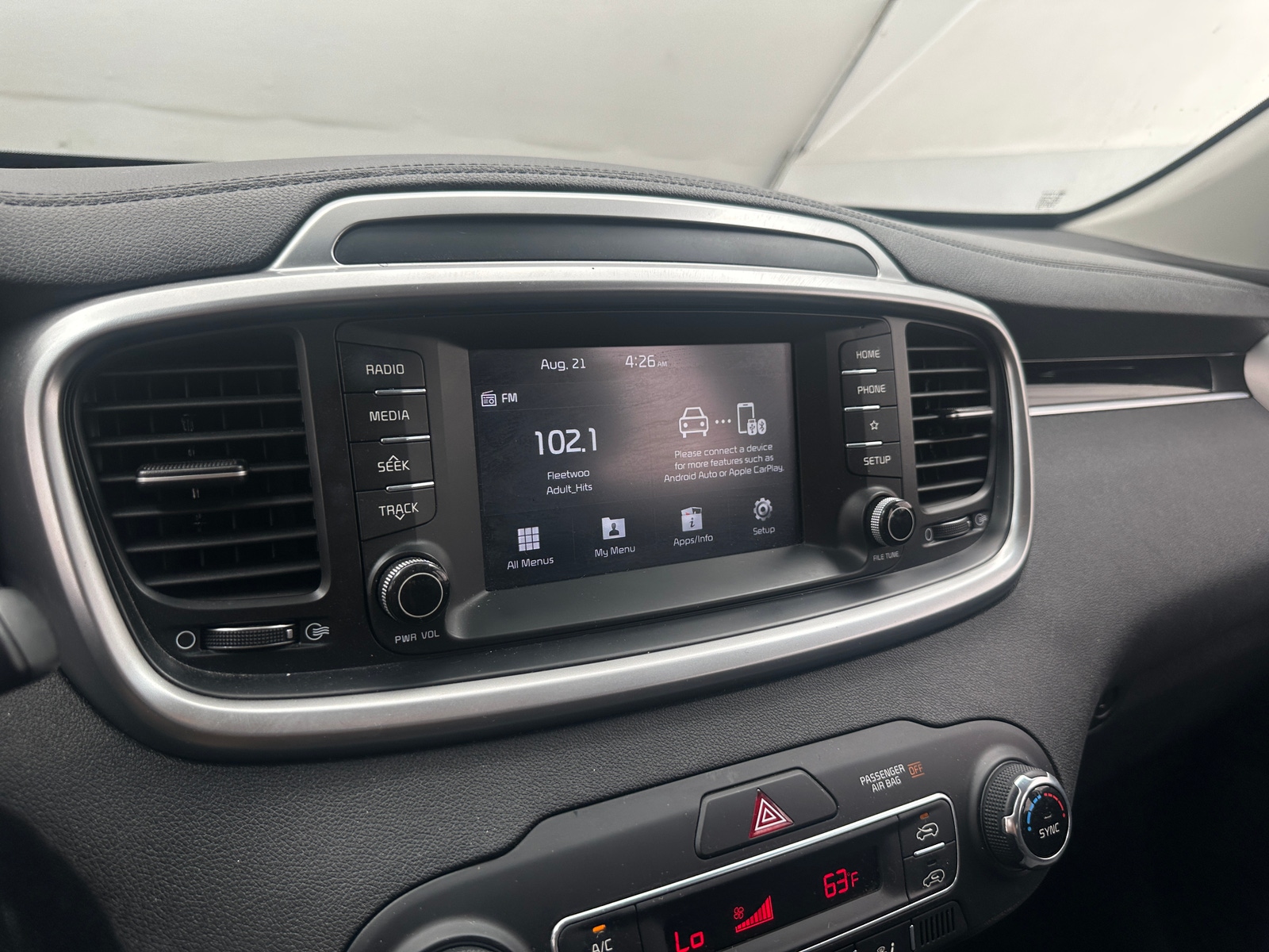 Thumbnail: 2019 Kia Sorento - 4