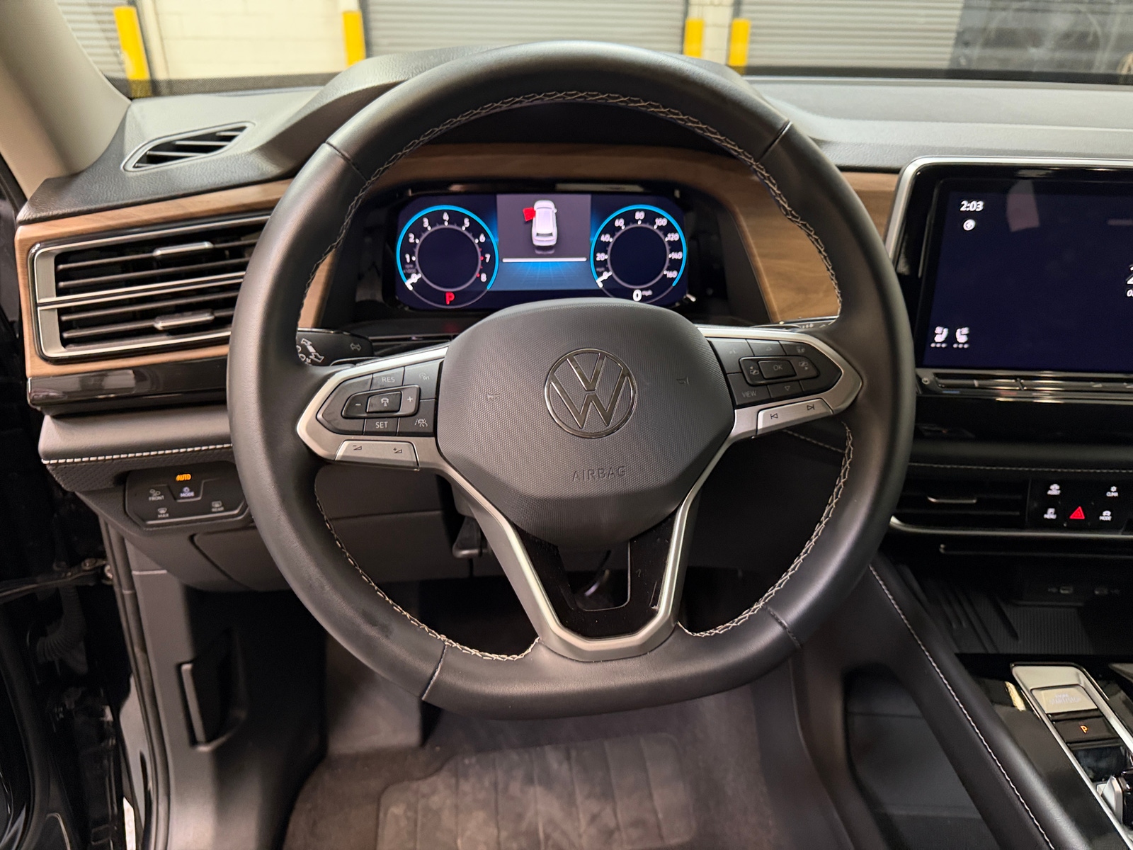 Thumbnail: 2026 Volkswagen Atlas - 4