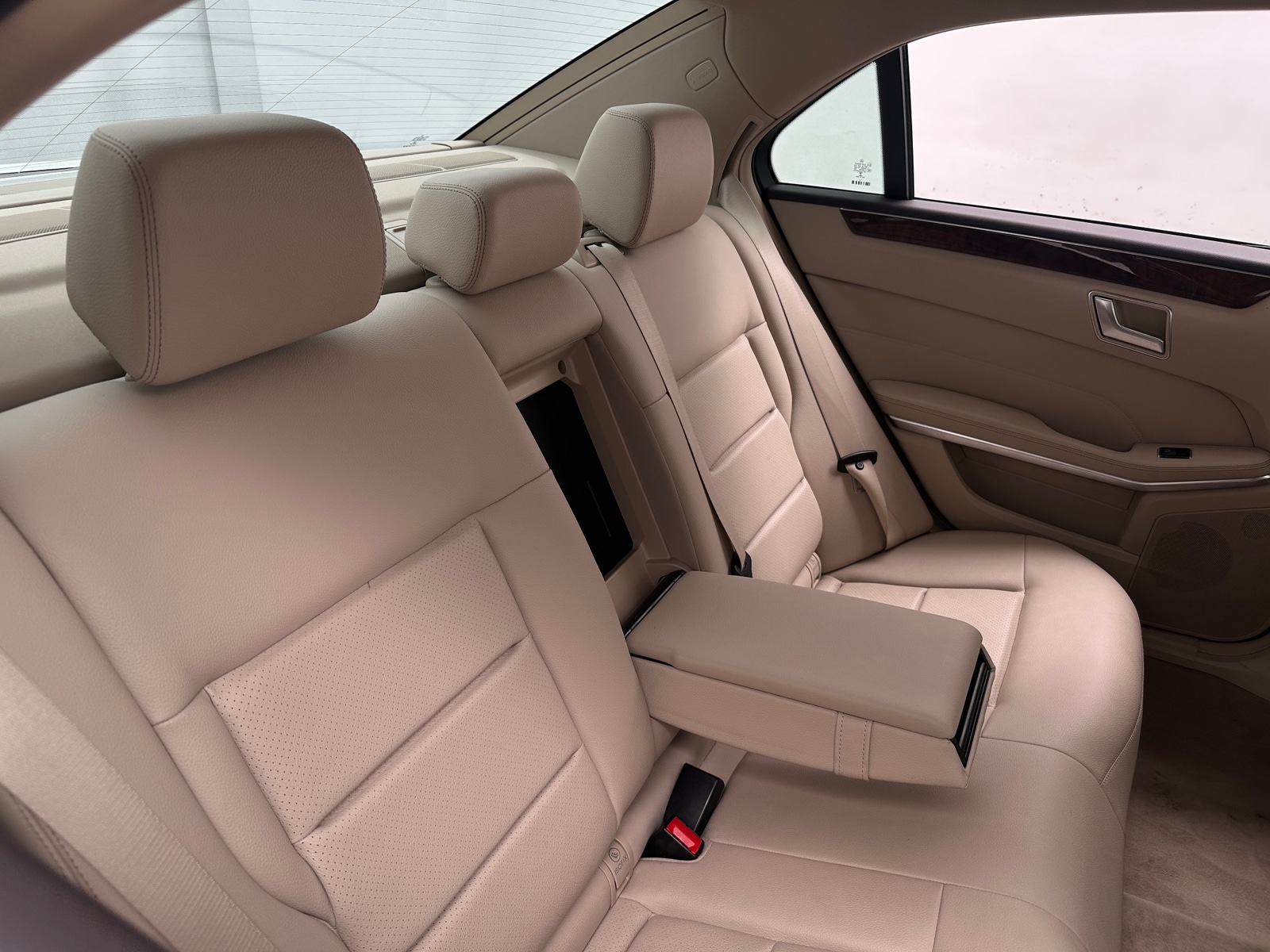 Thumbnail: 2014 Mercedes-Benz E-Class - 5
