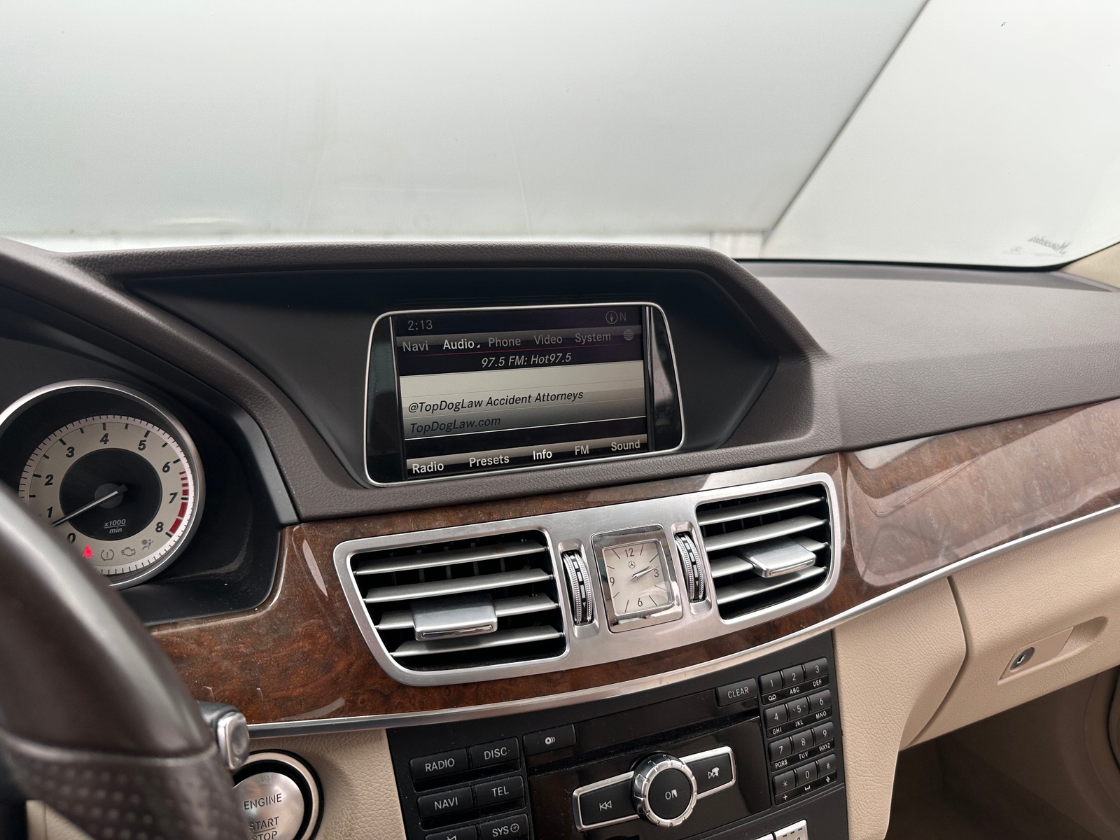 Thumbnail: 2014 Mercedes-Benz E-Class - 3
