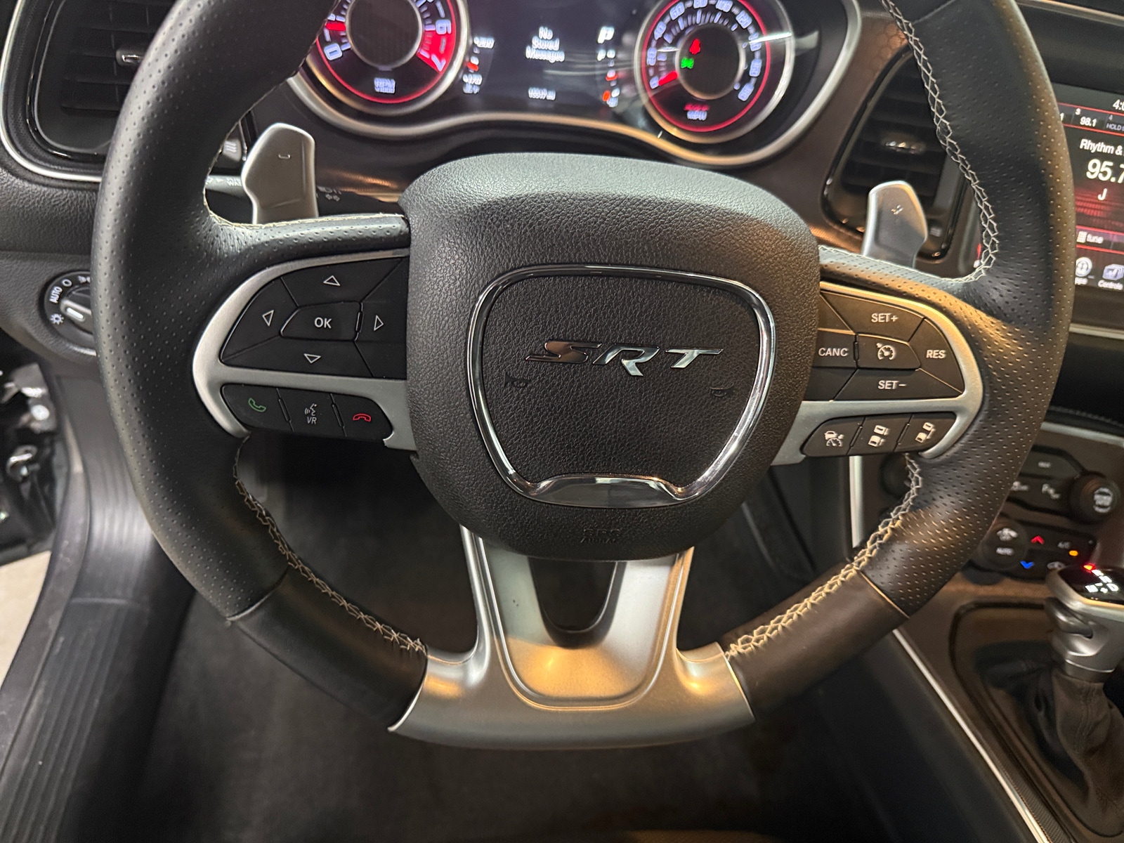 Thumbnail: 2015 Dodge Challenger - 3