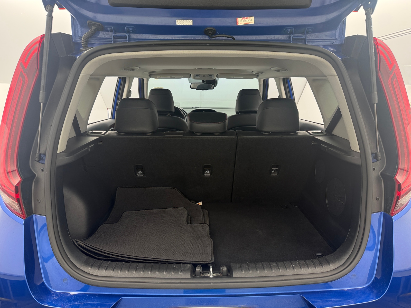 Thumbnail: 2020 Kia Soul - 7