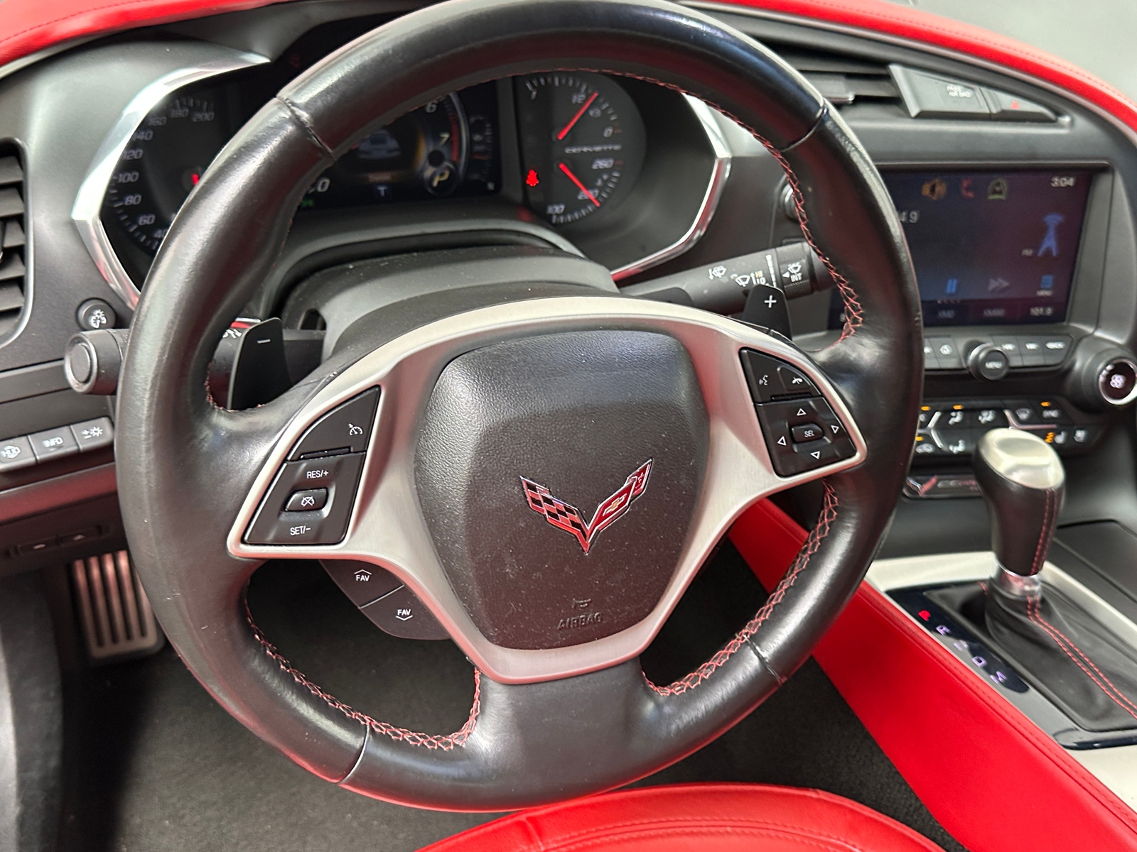 Thumbnail: 2014 Chevrolet Corvette - 3