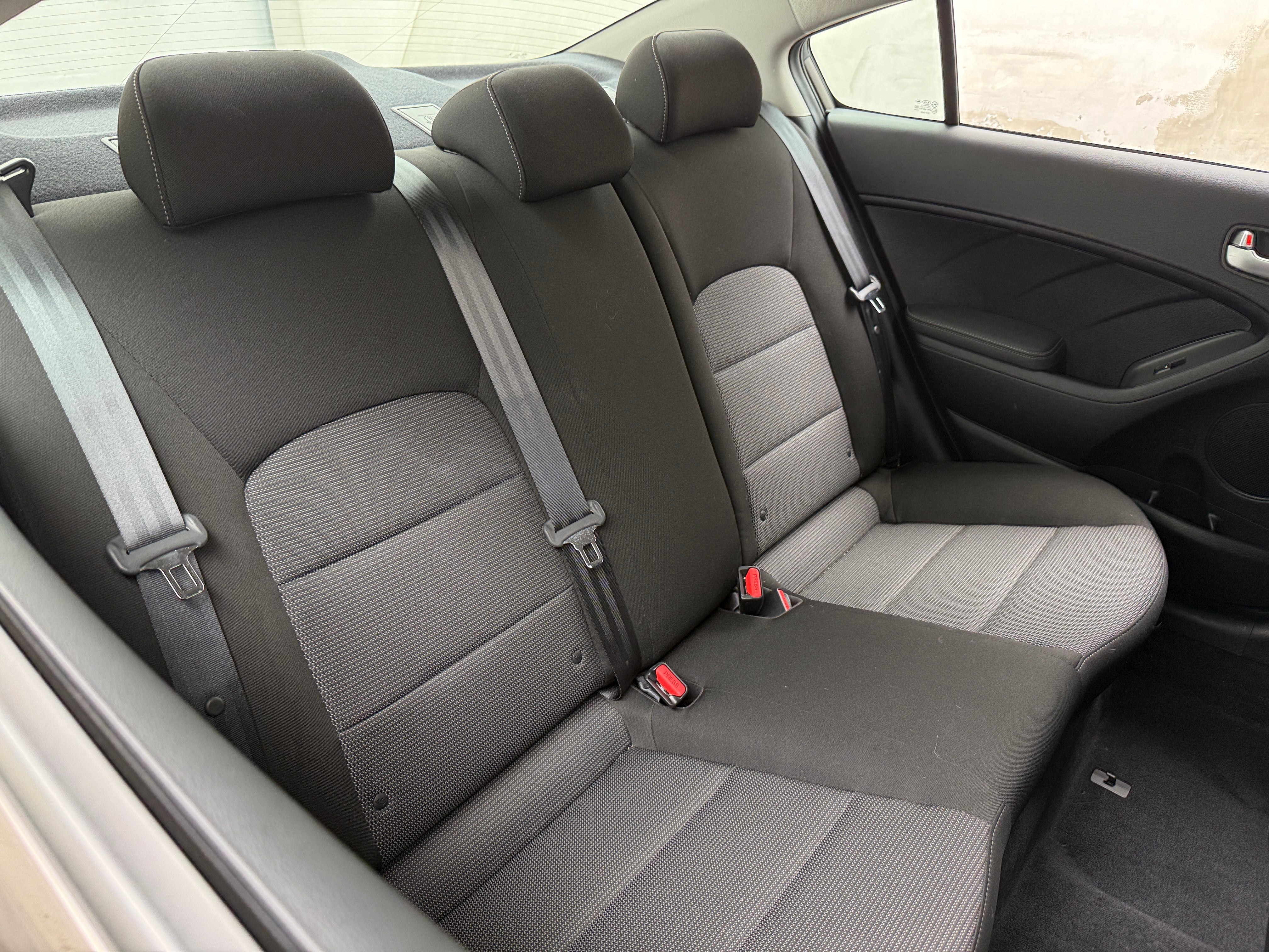 Used 2018 Kia FORTE LX with VIN 3KPFK4A70JE192195 for sale in Pewaukee, WI
