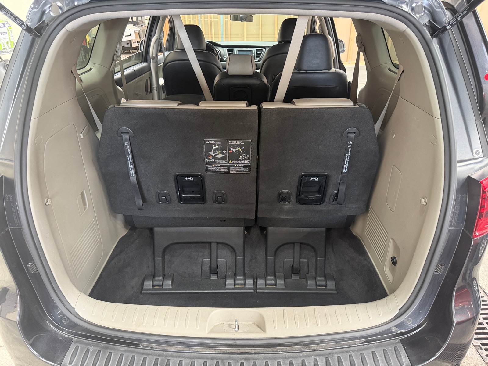 Thumbnail: 2019 Kia Sedona - 6