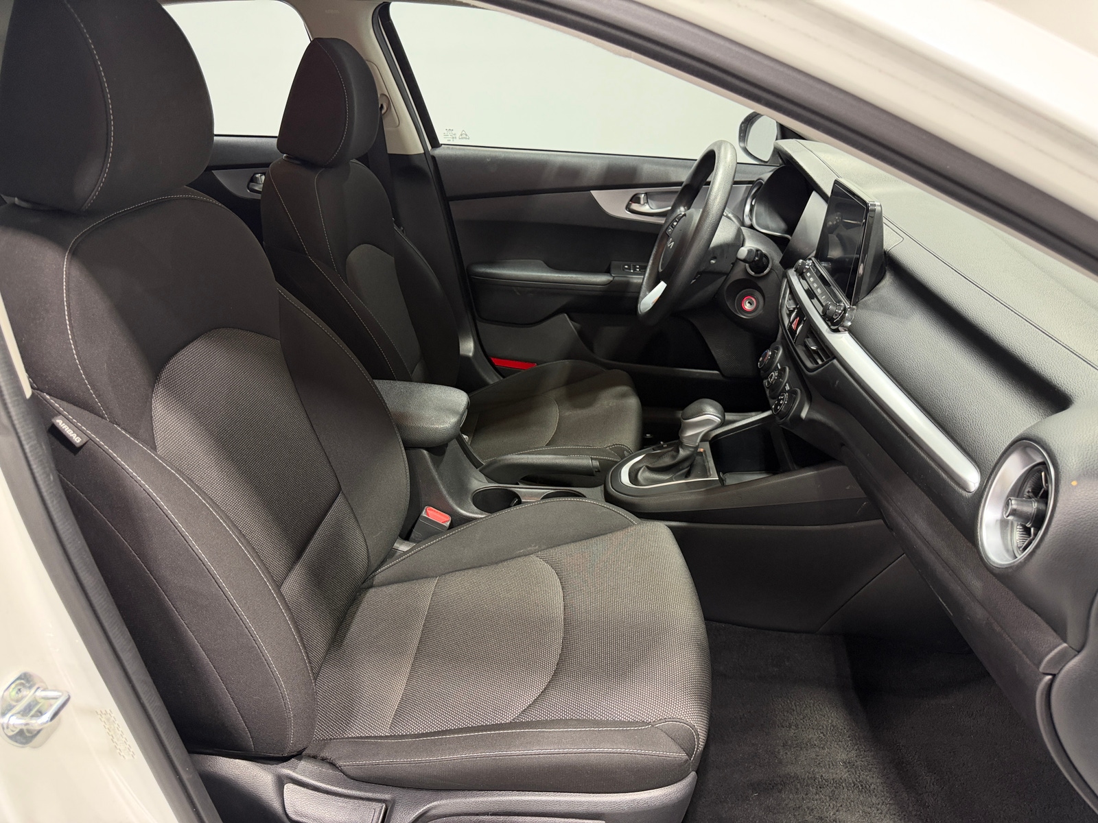 Thumbnail: 2022 Kia Forte - 2