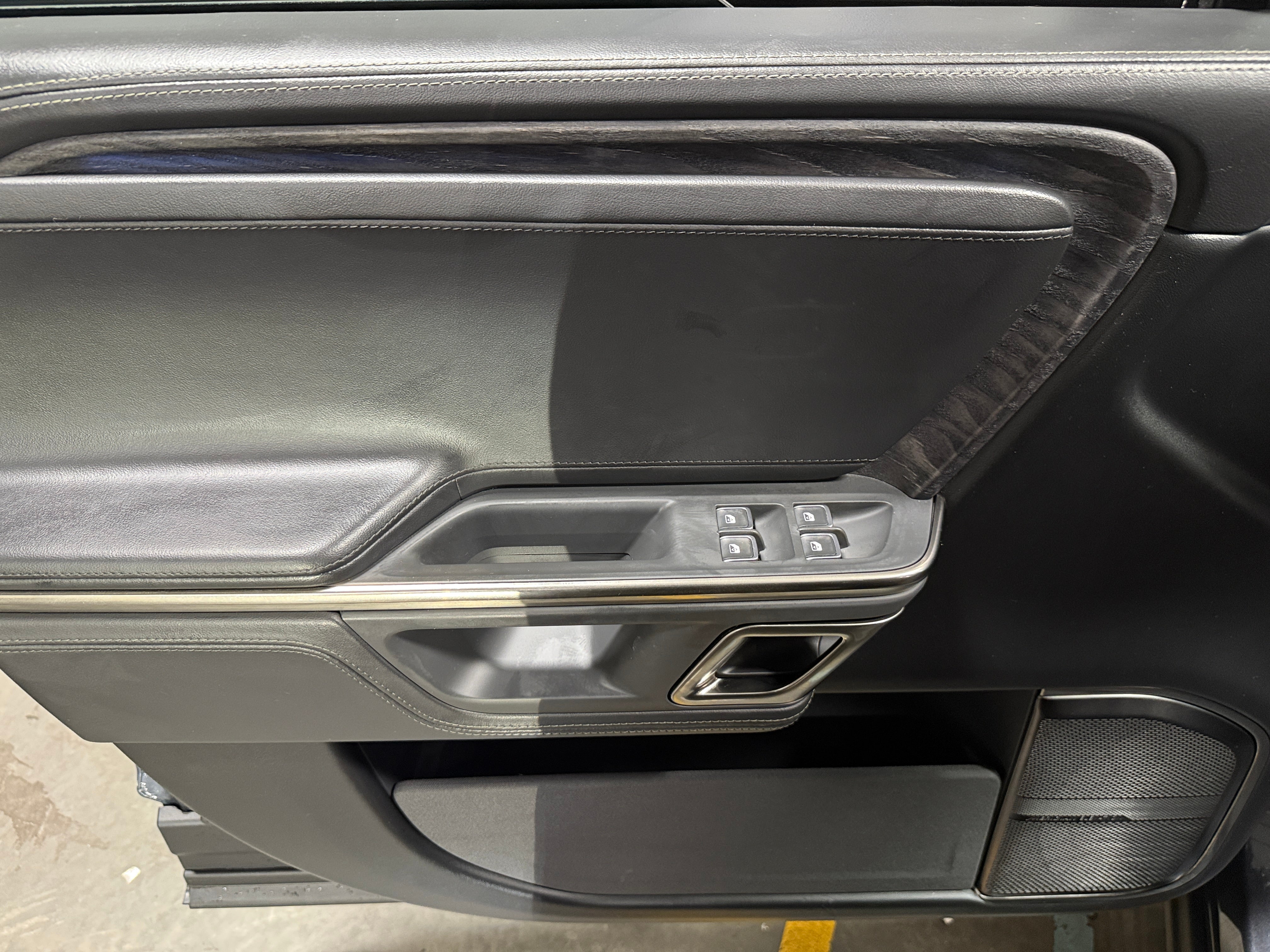 Used 2022 Rivian R1T Launch Edition with VIN 7FCTGAAL4NN000773 for sale in Auburn, WA