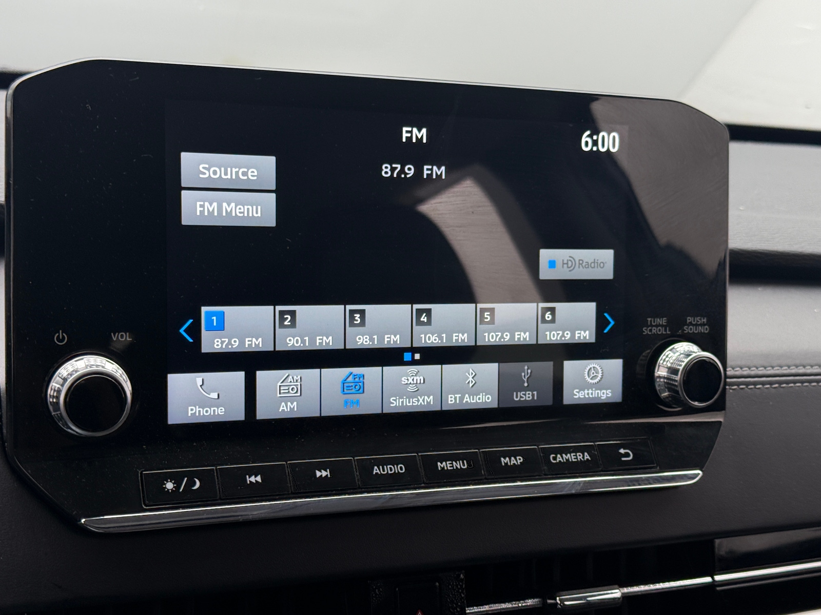 Thumbnail: 2024 Mitsubishi Outlander - 3