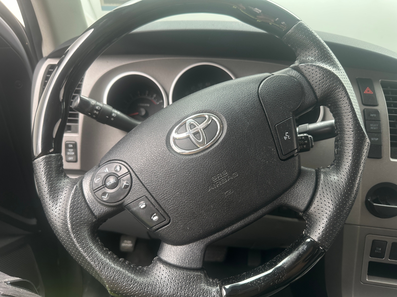 Thumbnail: 2013 Toyota Tundra - 5