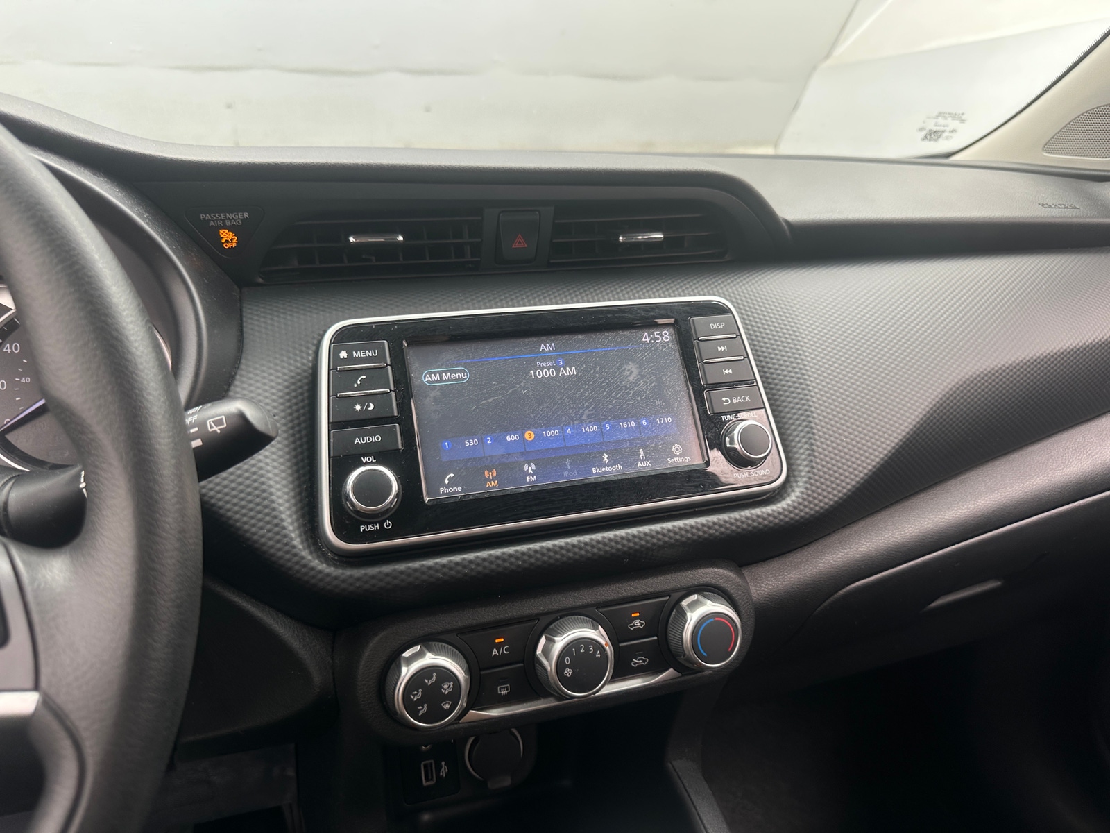 Thumbnail: 2022 Nissan Kicks - 4