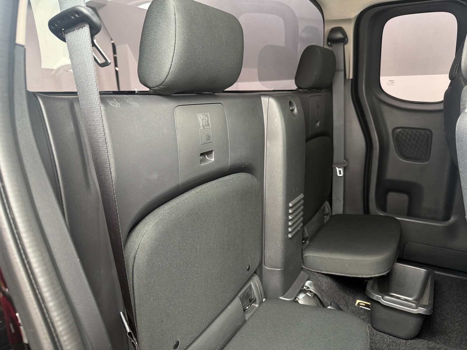 Thumbnail: 2022 Nissan Frontier - 6