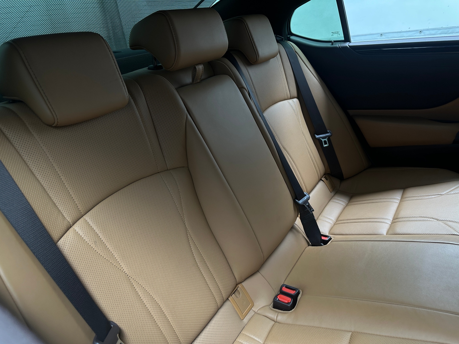 Thumbnail: 2021 Lexus ES - 5