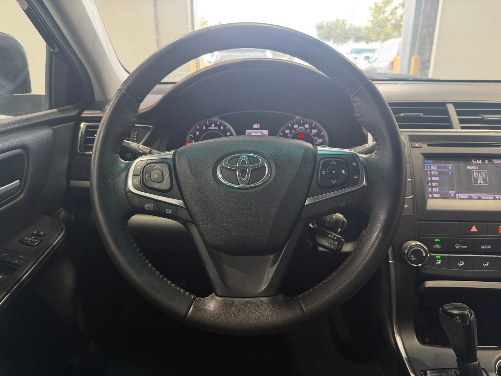 Thumbnail: 2017 Toyota Camry - 5