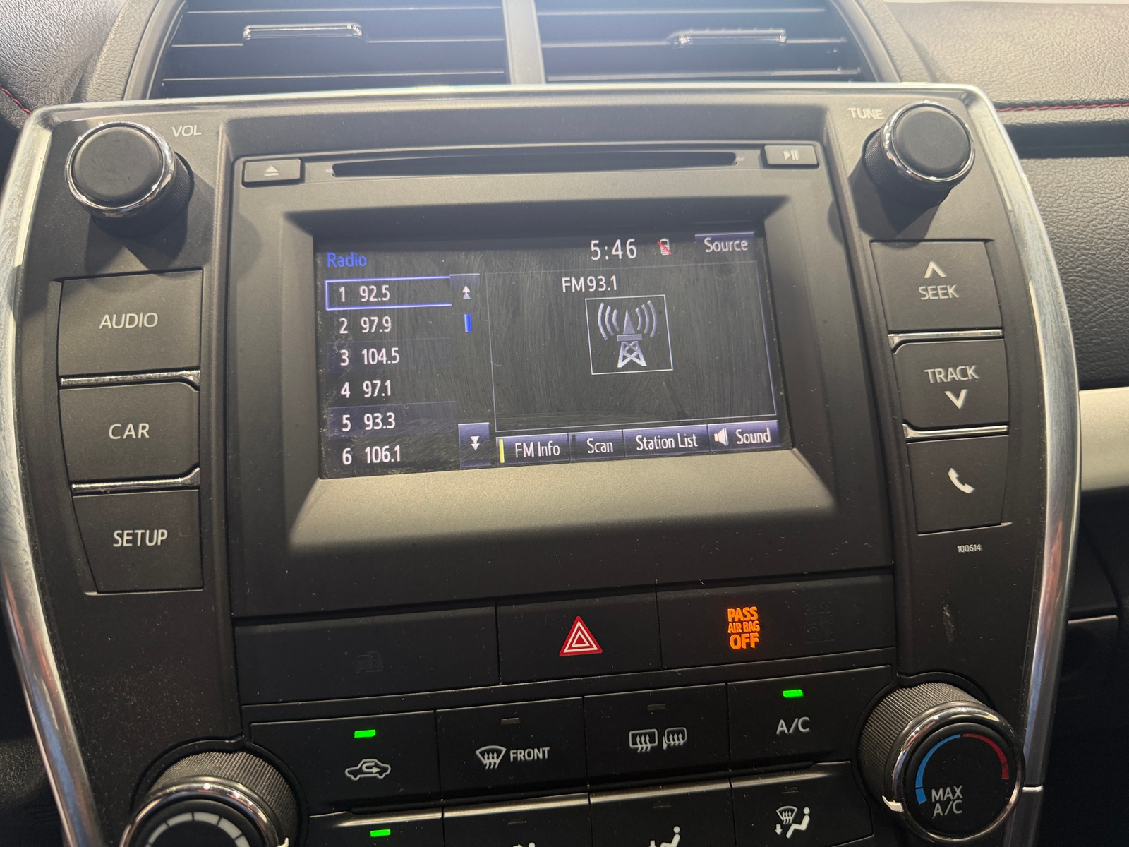 Thumbnail: 2017 Toyota Camry - 4