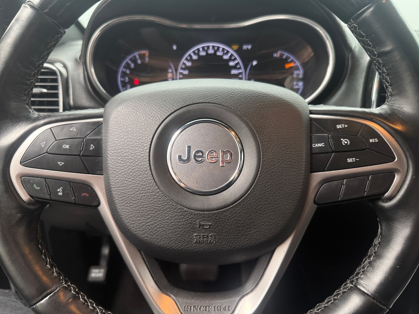 Thumbnail: 2021 Jeep Grand Cherokee - 4