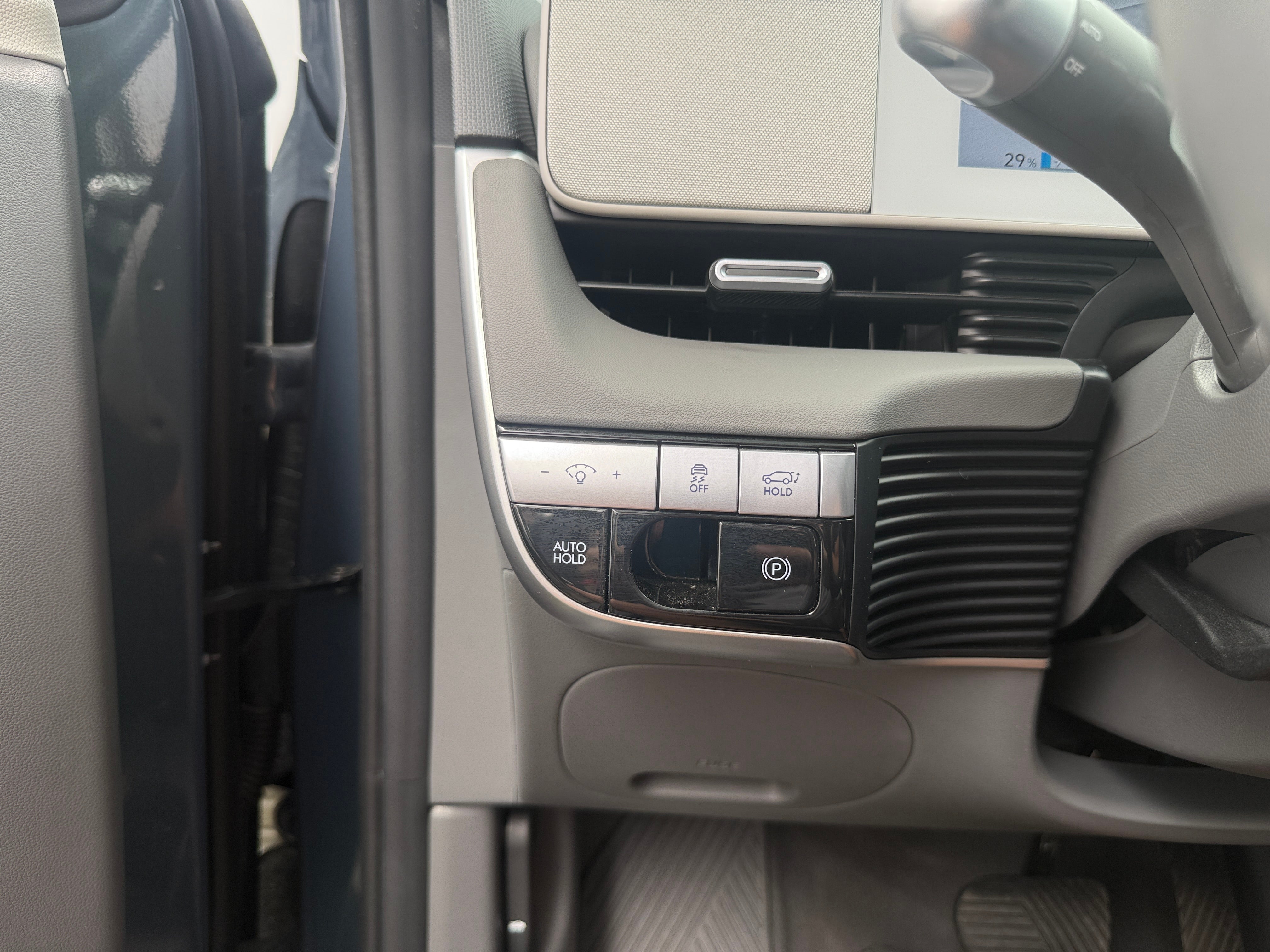 2024 Hyundai IONIQ 5 SEL - Photo 14