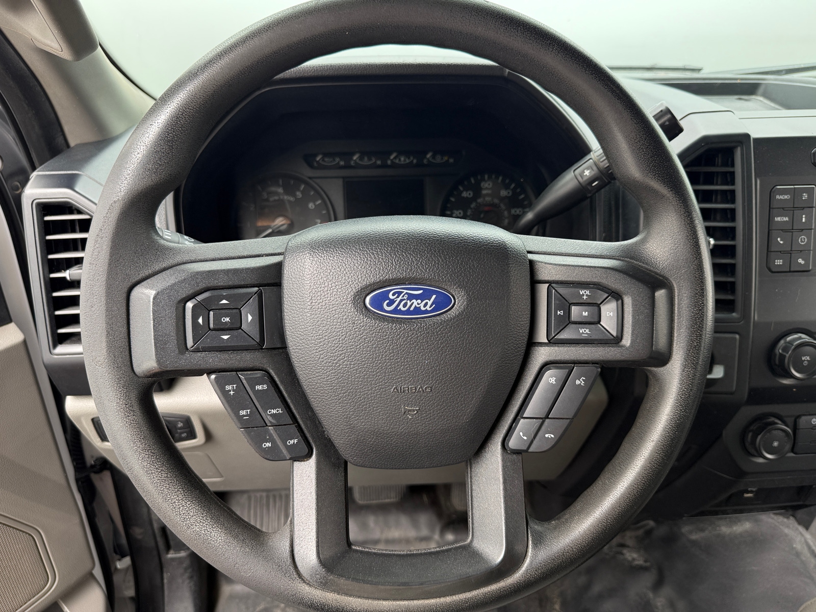 Thumbnail: 2019 Ford Econoline - 5
