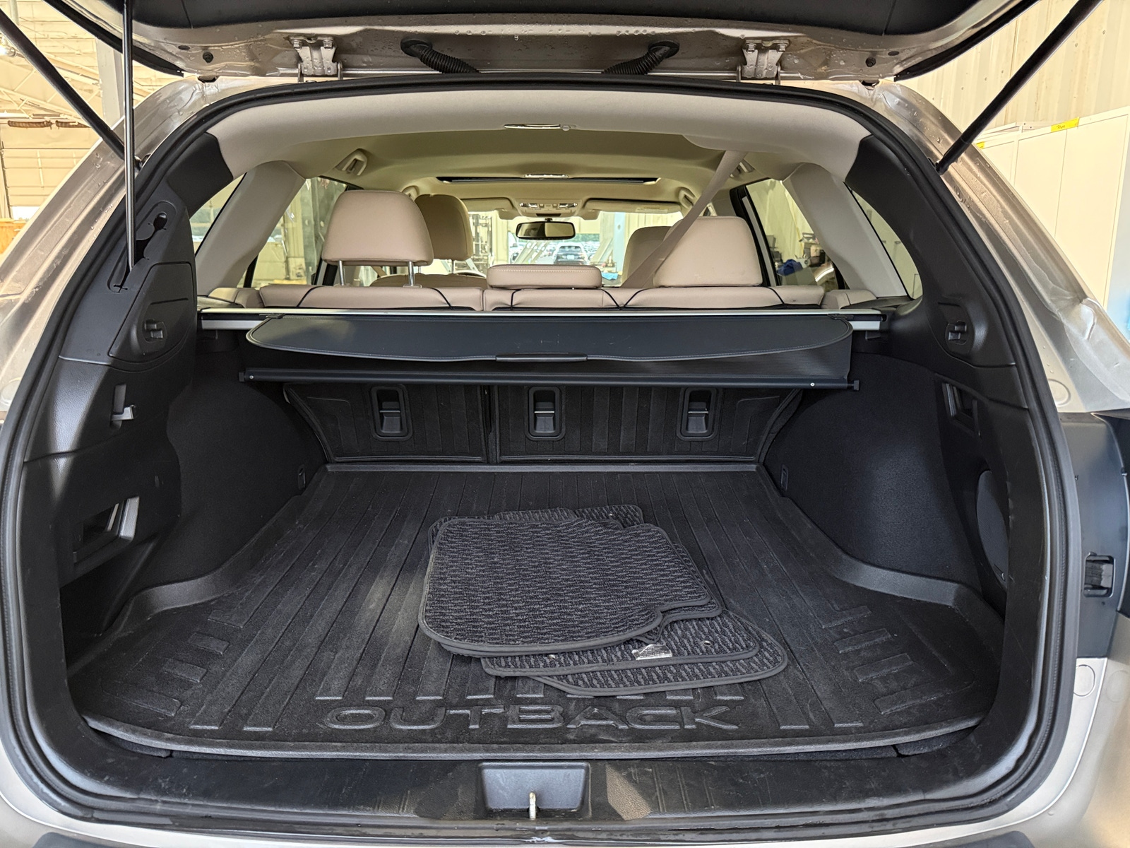 Thumbnail: 2016 Subaru Outback - 6