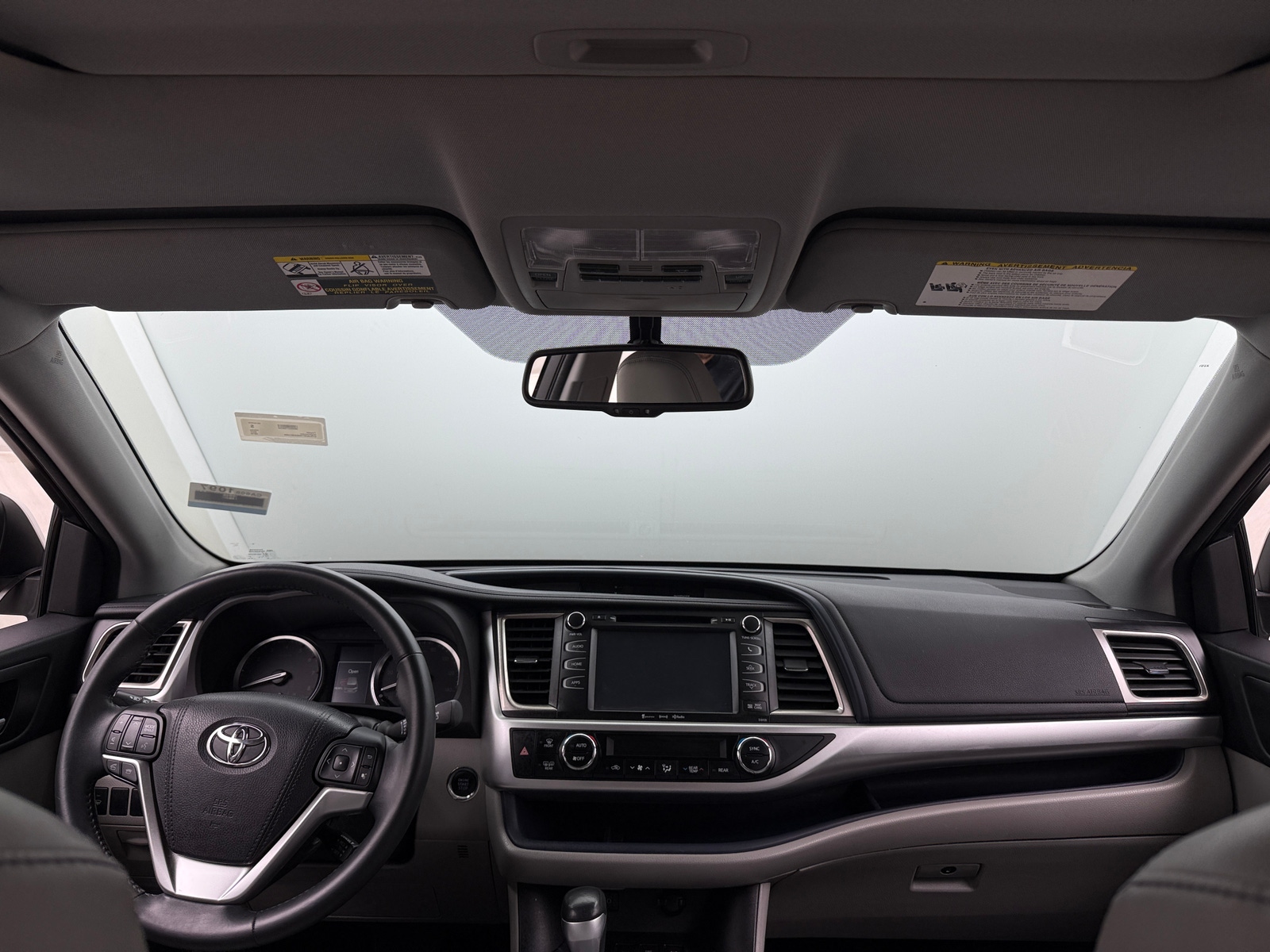 Thumbnail: 2016 Toyota Highlander - 2