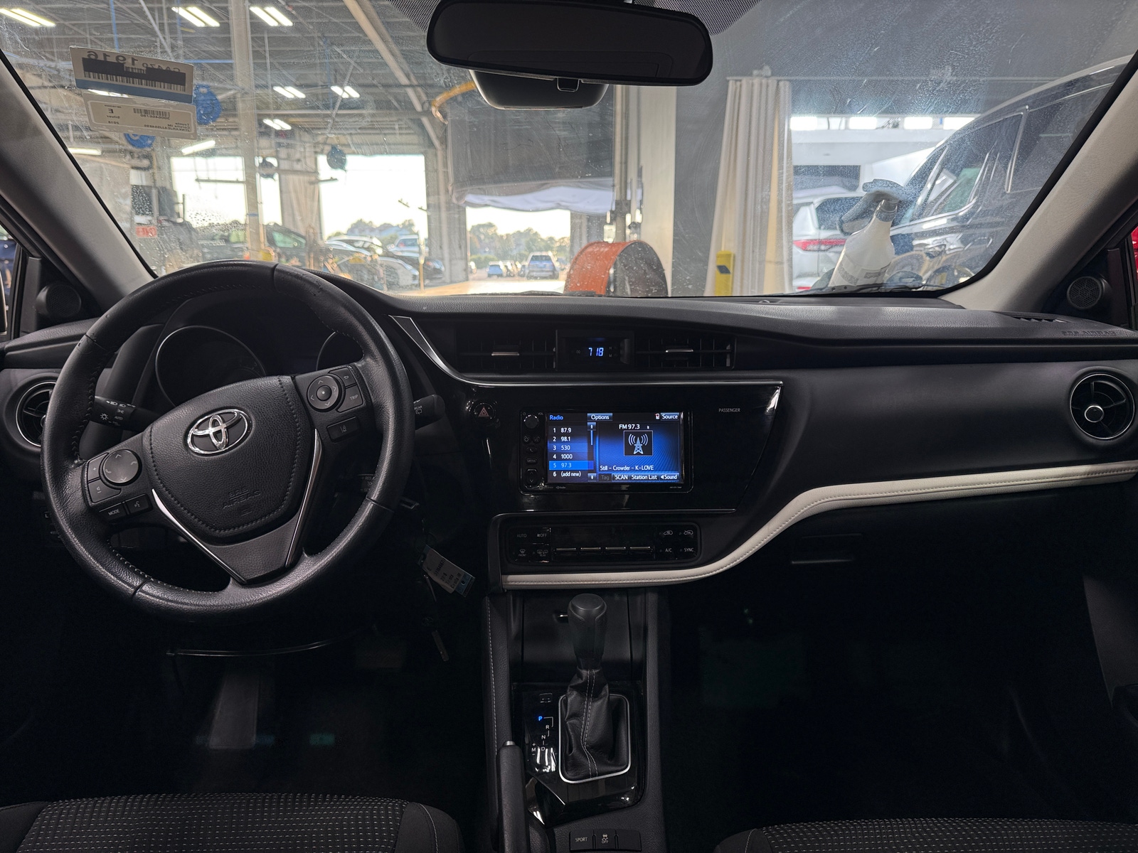 Thumbnail: 2018 Toyota Corolla iM - 3