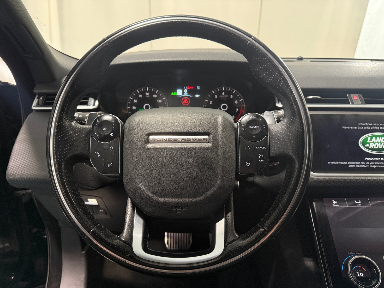 Thumbnail: 2020 Land Rover Range Rover Velar - 3