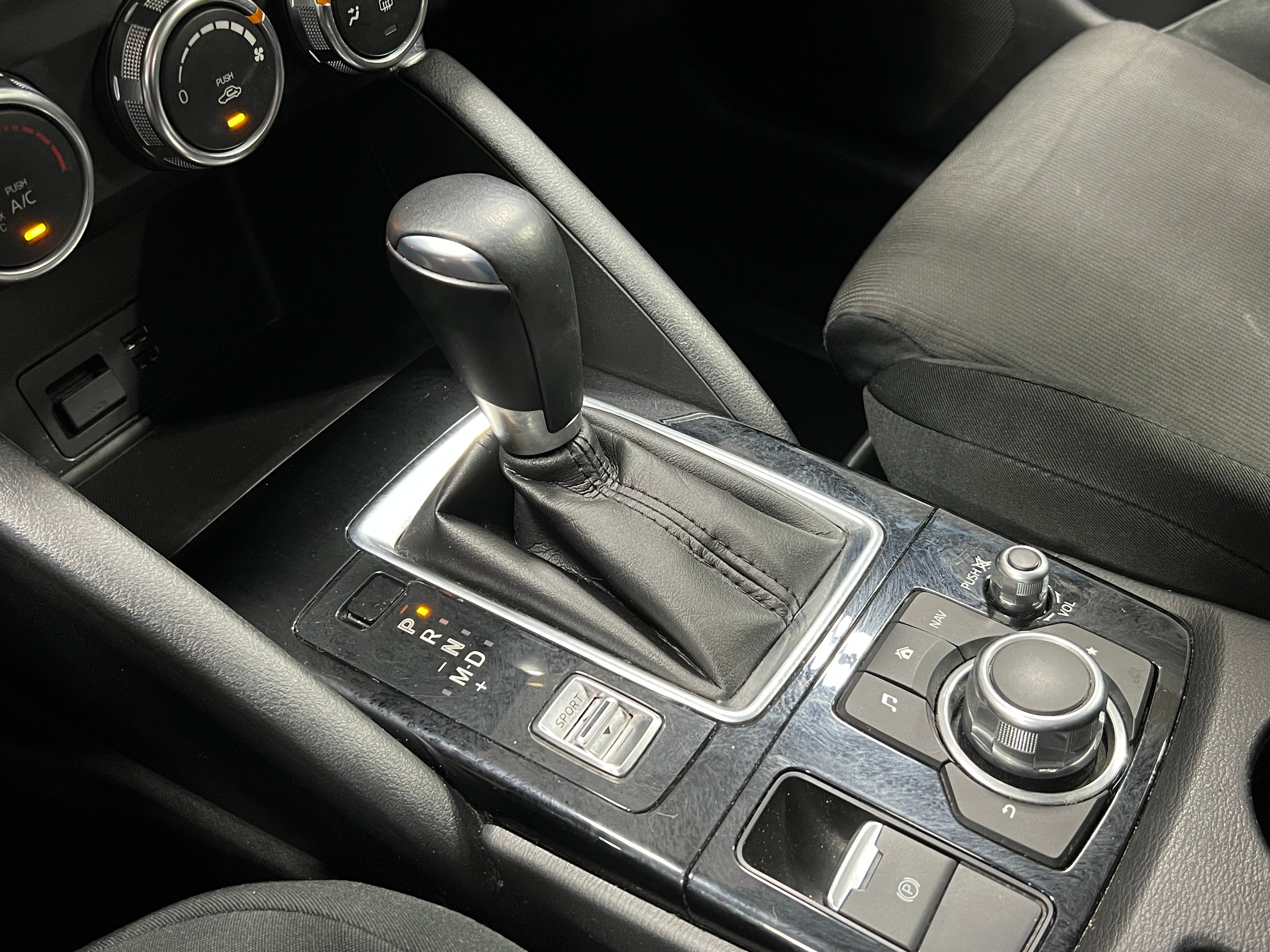 Photo 6