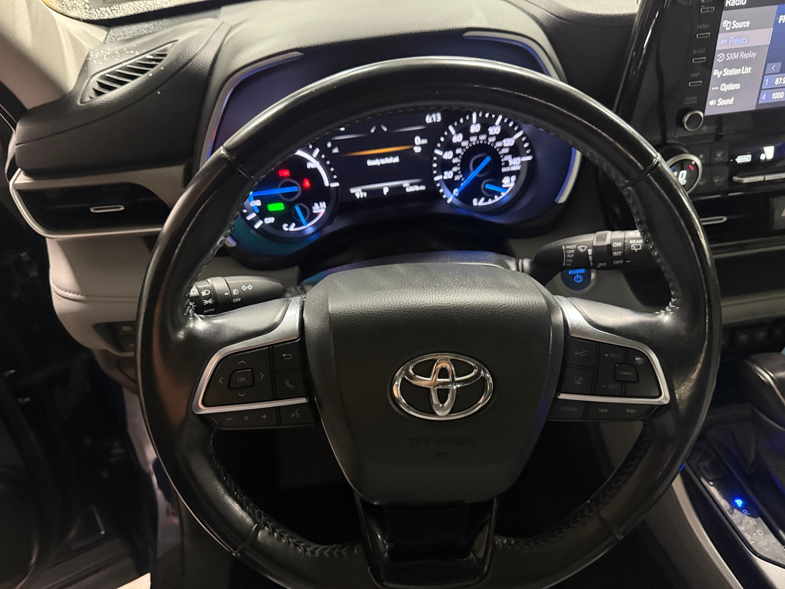 Thumbnail: 2021 Toyota Highlander - 4