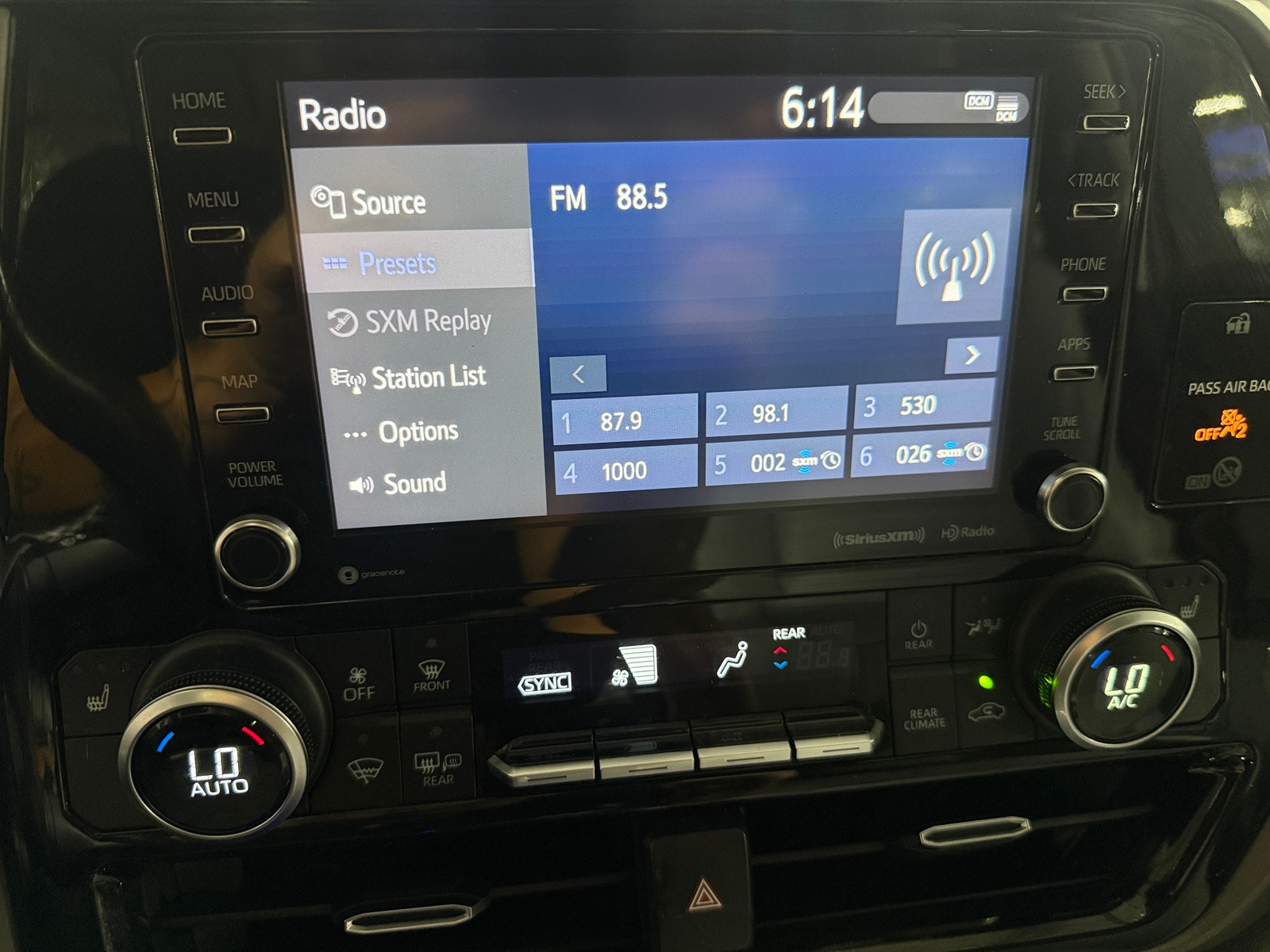 Thumbnail: 2021 Toyota Highlander - 3