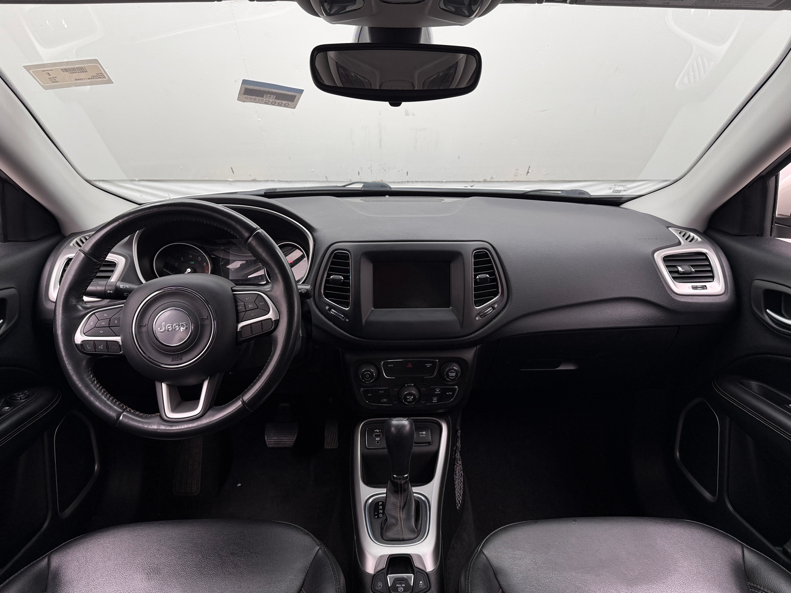Thumbnail: 2020 Jeep Compass - 3