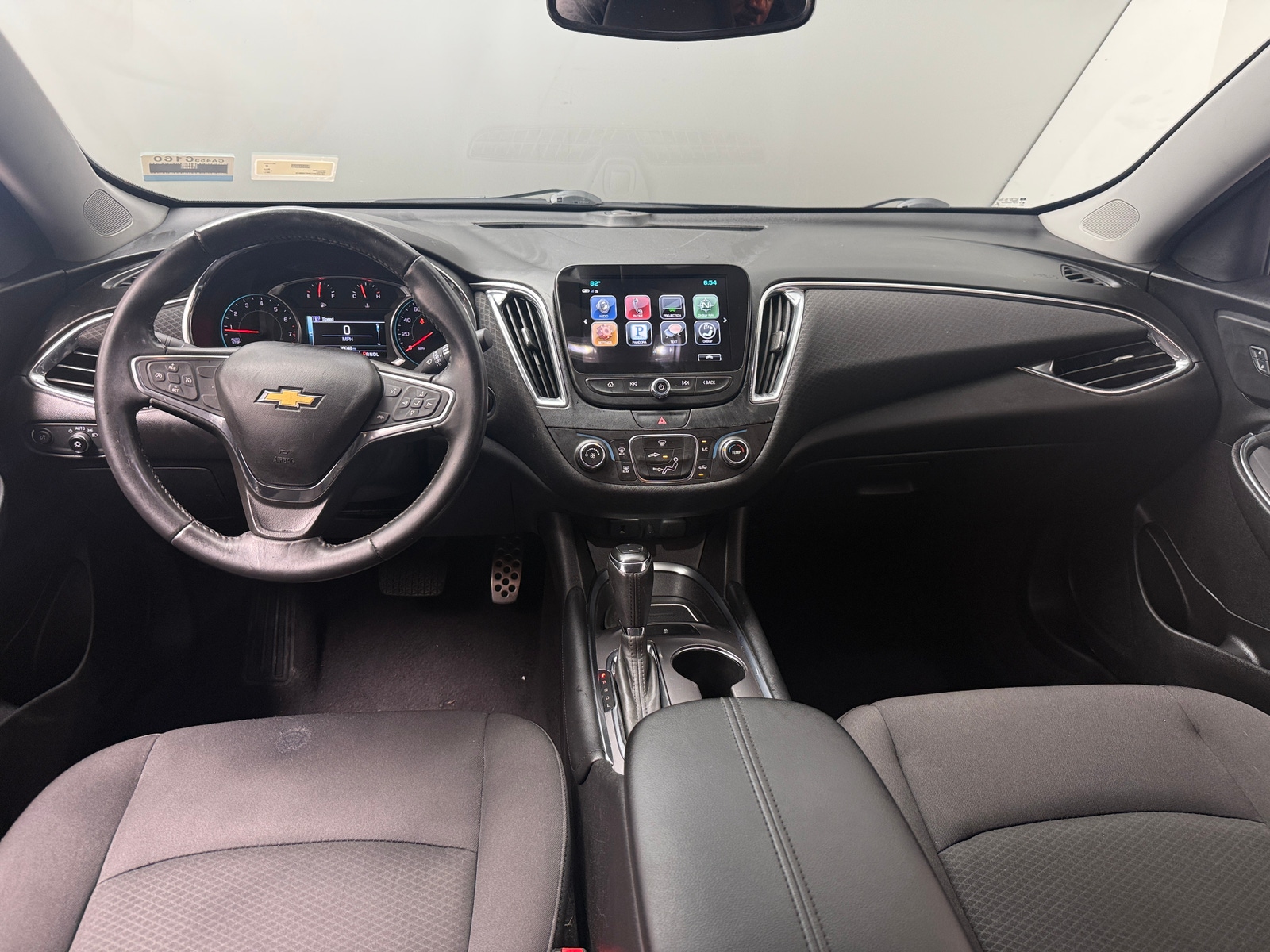 Thumbnail: 2017 Chevrolet Malibu - 3
