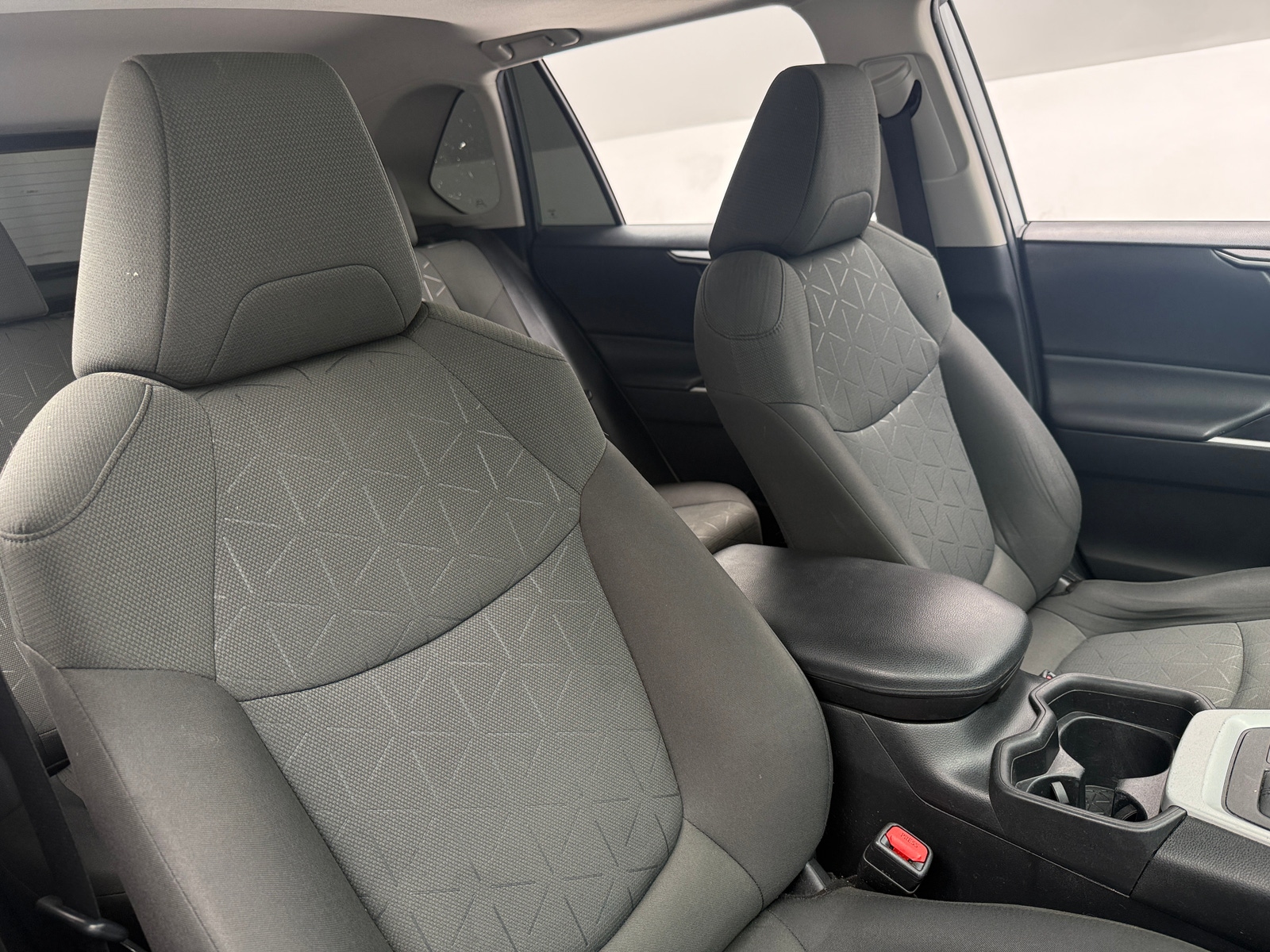 Thumbnail: 2021 Toyota RAV4 - 2
