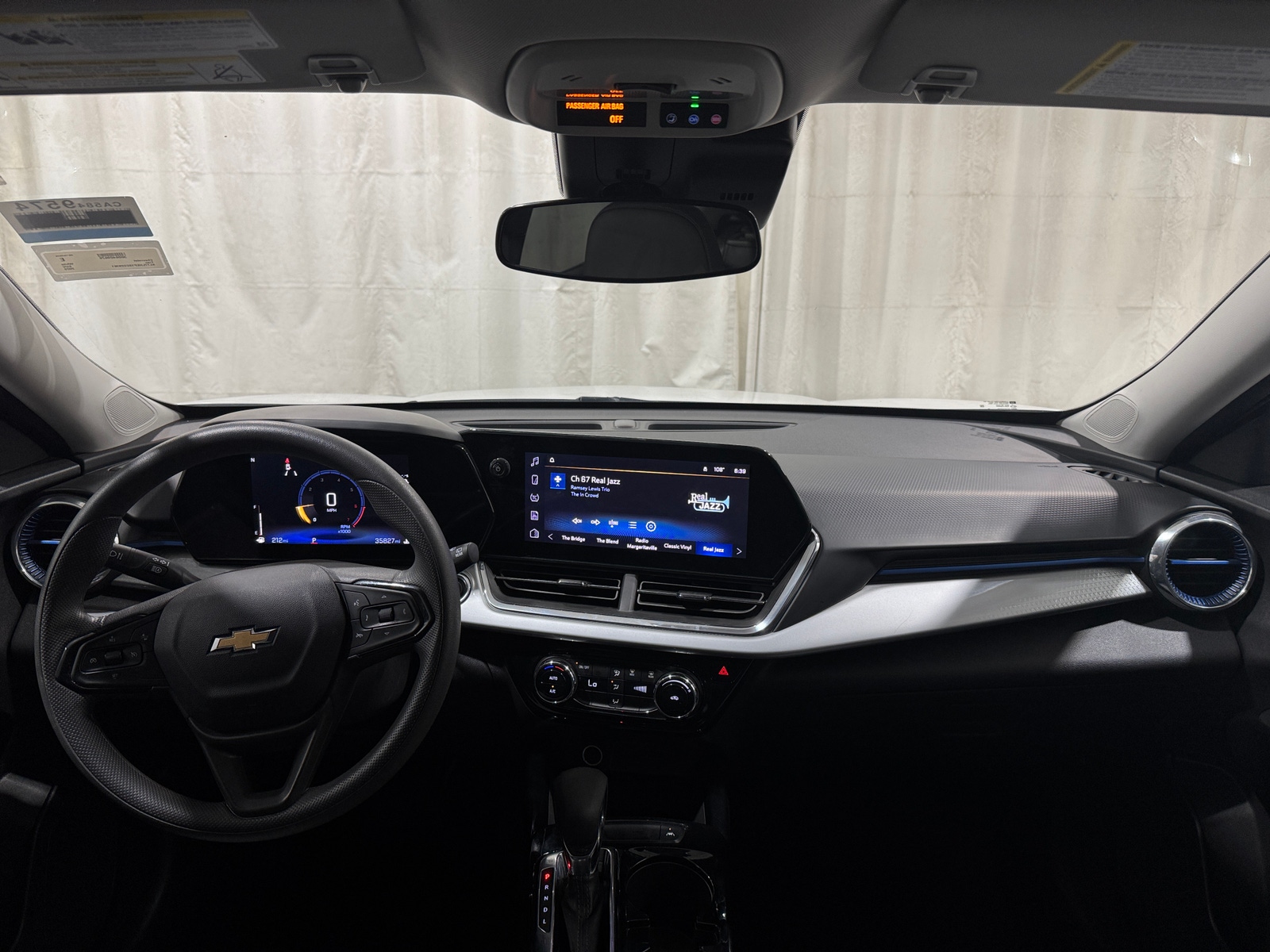 Thumbnail: 2025 Chevrolet Trax - 2