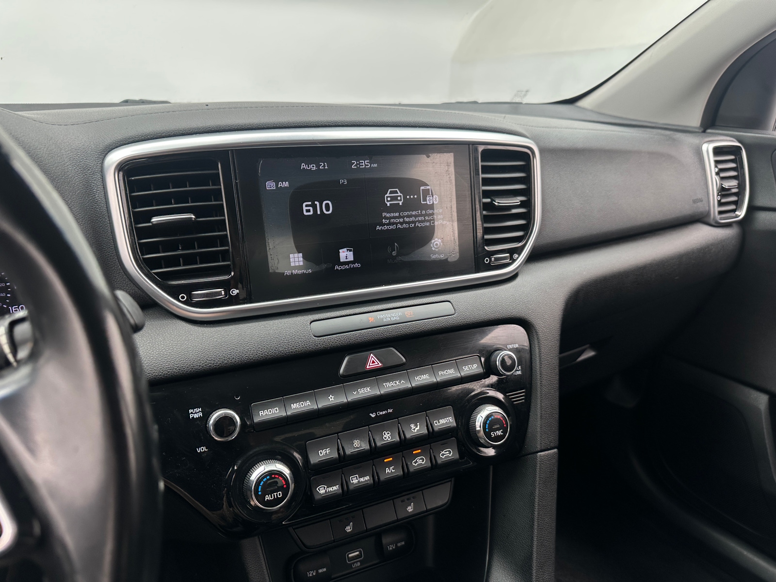 Thumbnail: 2020 Kia Sportage - 3