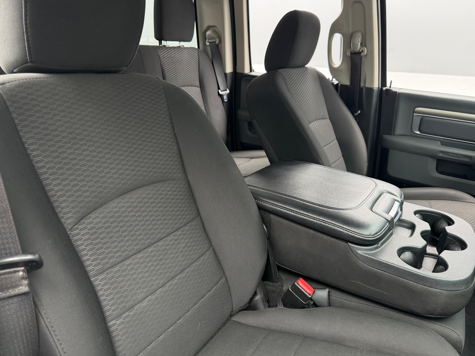 Thumbnail: 2019 RAM 1500 Classic - 2