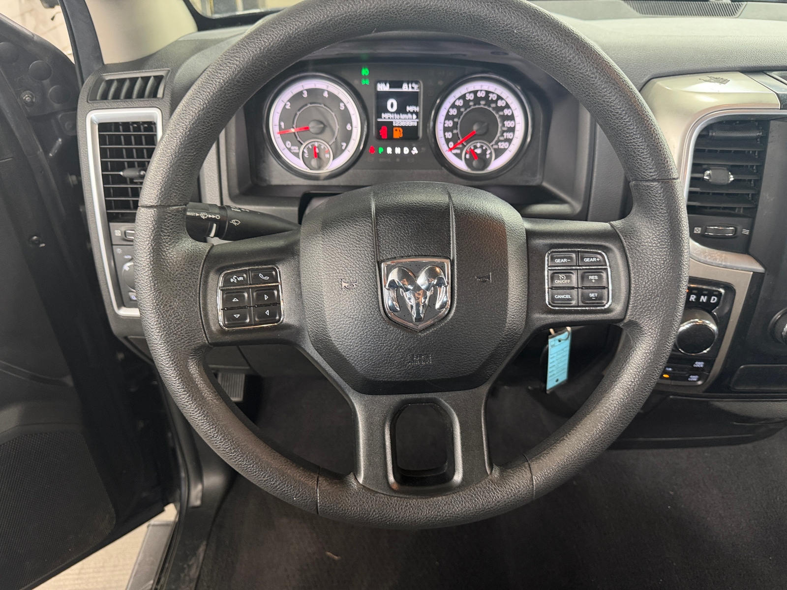 Thumbnail: 2019 RAM 1500 Classic - 5