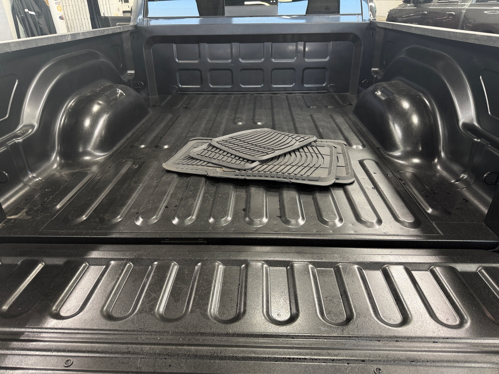 Thumbnail: 2019 RAM 1500 Classic - 7
