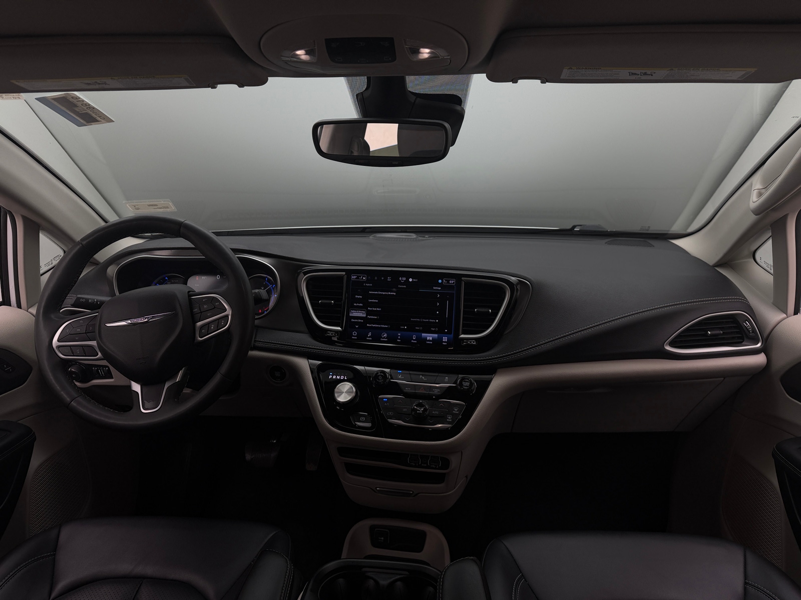 Thumbnail: 2024 Chrysler Pacifica - 2