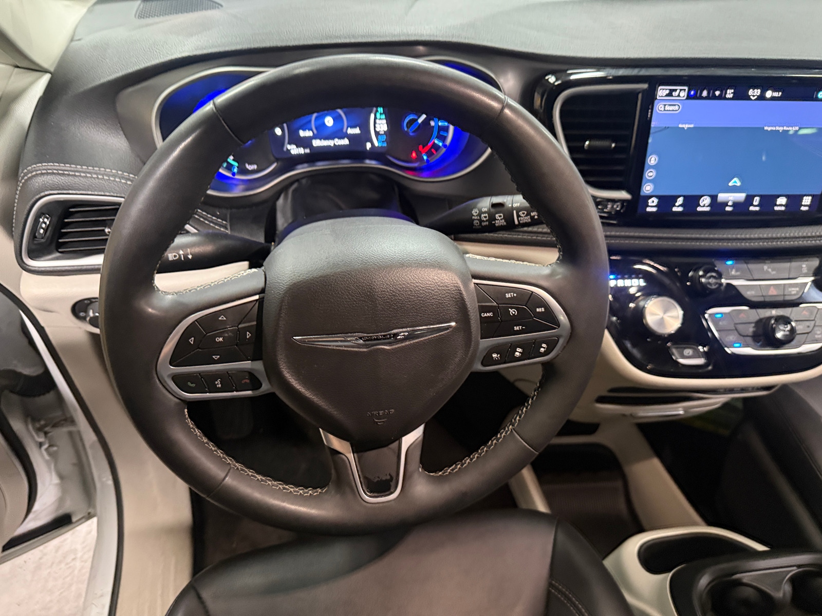 Thumbnail: 2024 Chrysler Pacifica - 4